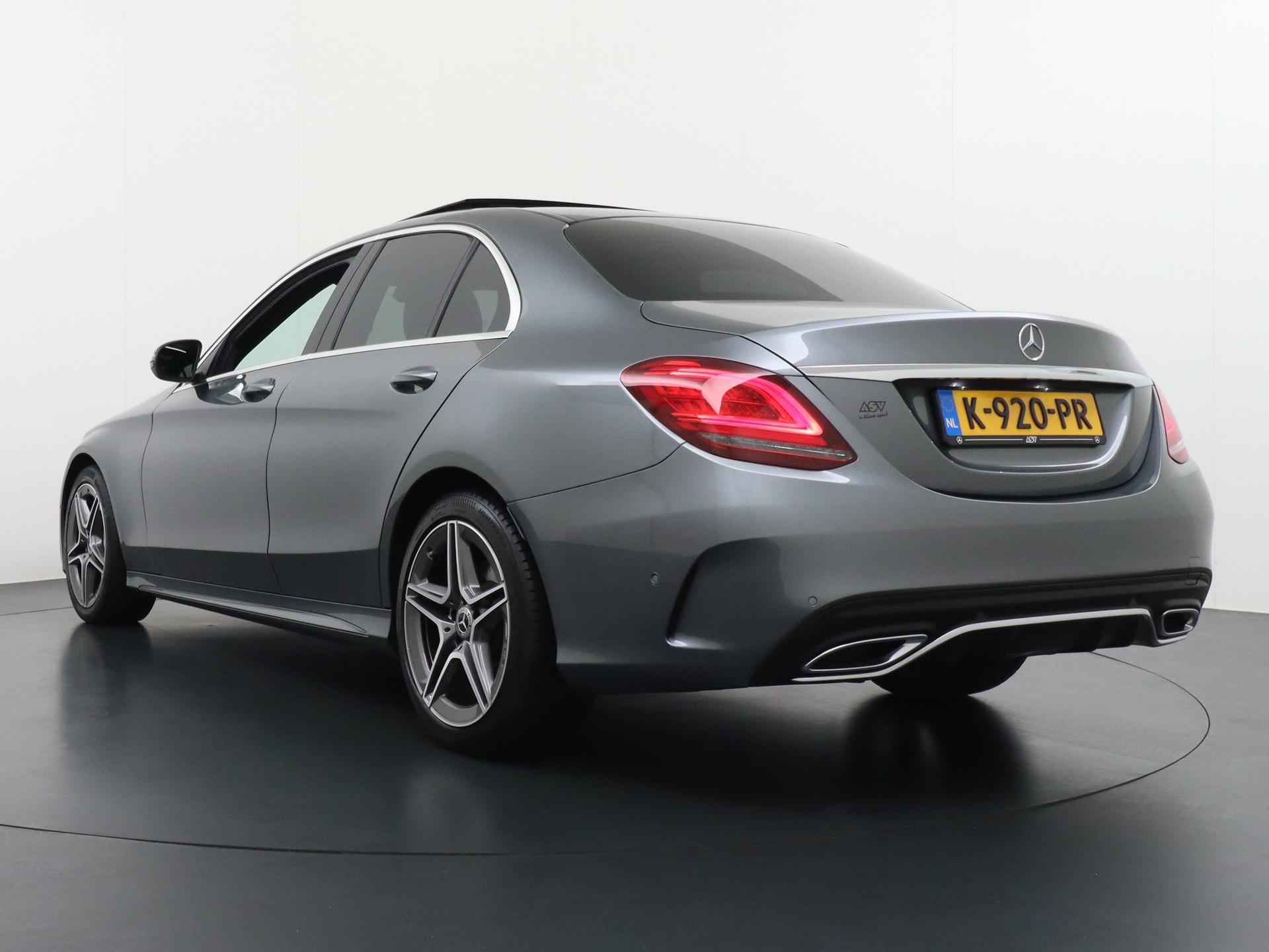 Mercedes-Benz C-Klasse 180 AMG Business Solution 2