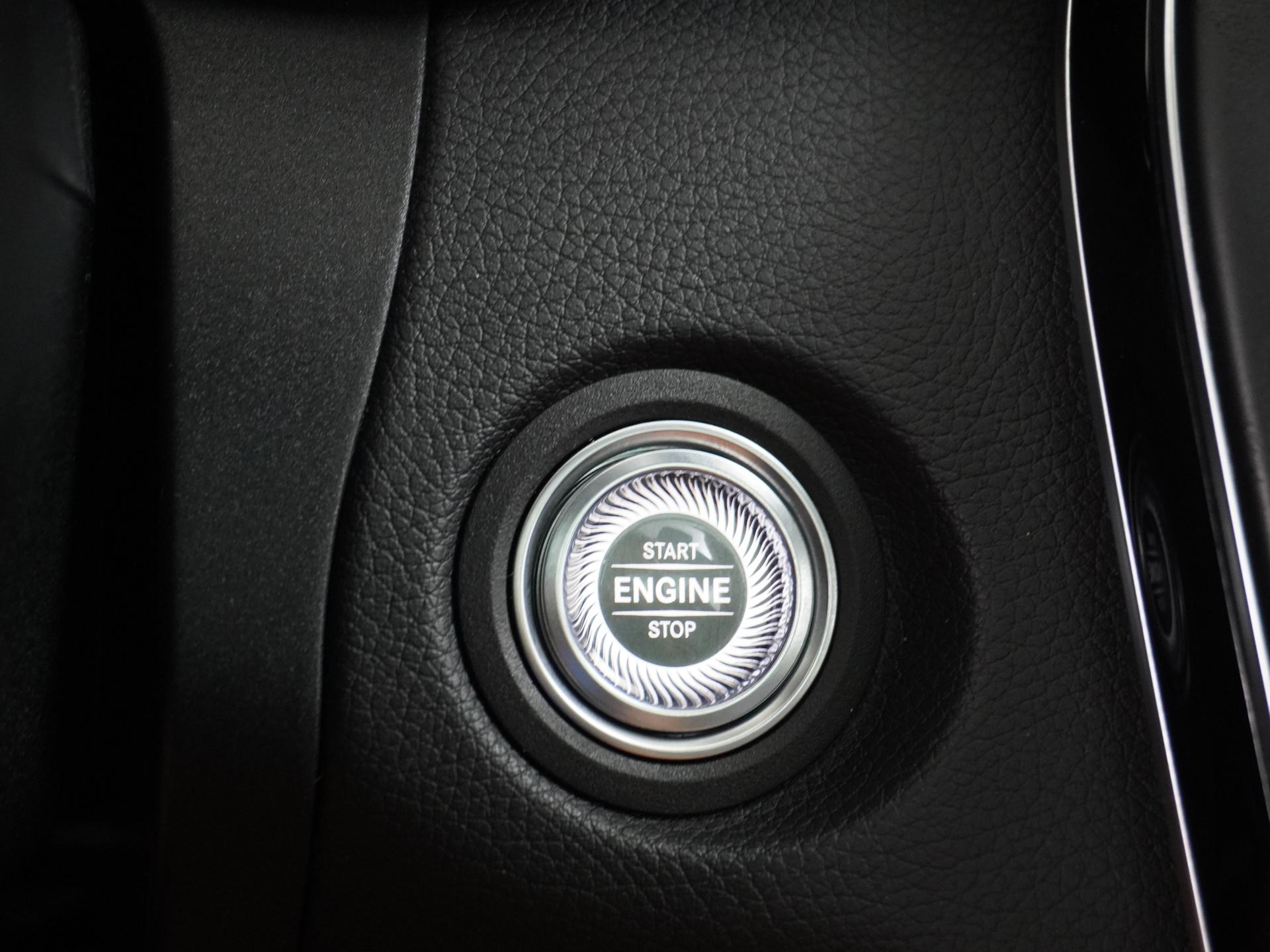 Mercedes-Benz C-Klasse 180 AMG Business Solution 29