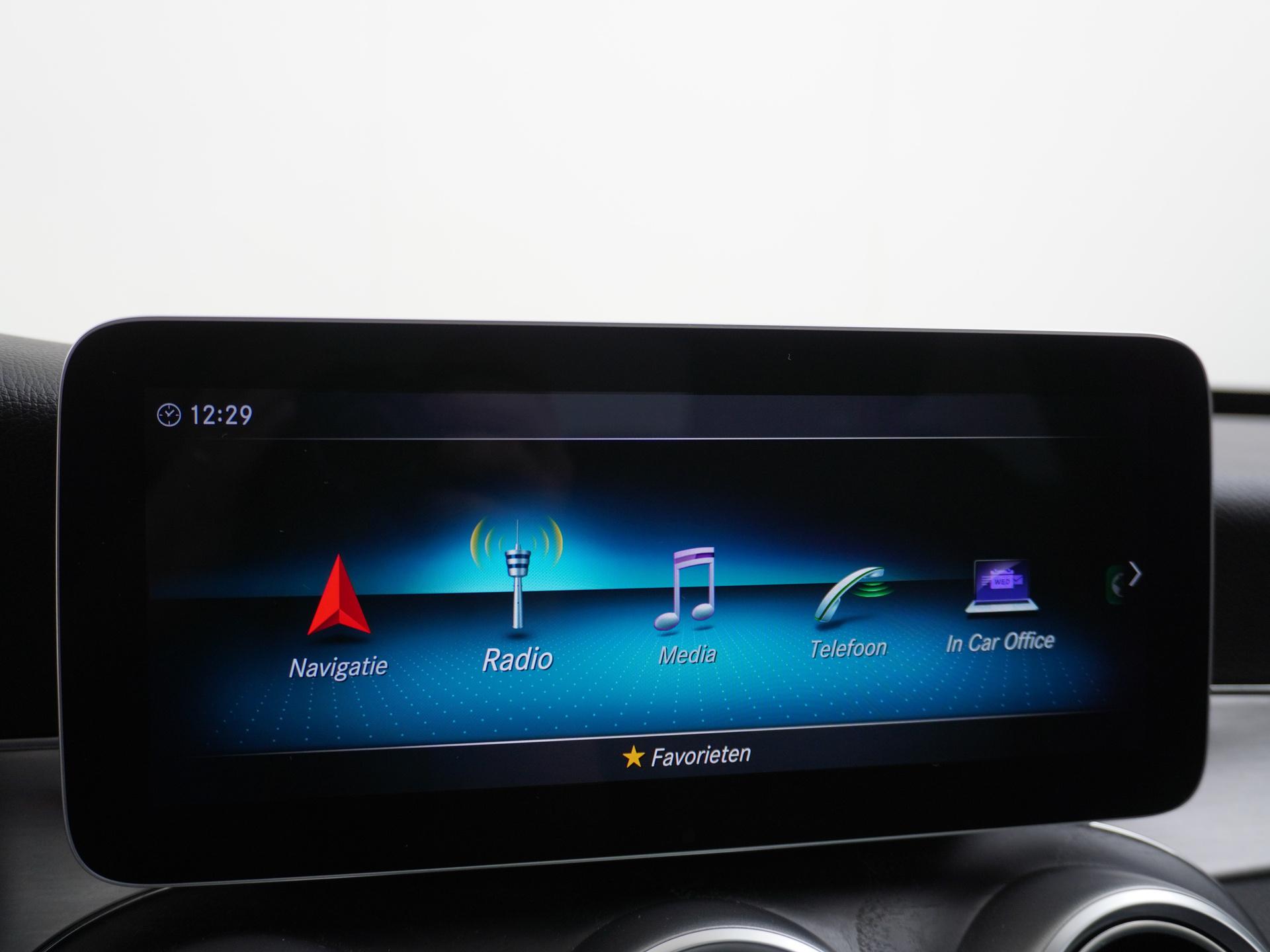 Mercedes-Benz C-Klasse 180 AMG Business Solution 33