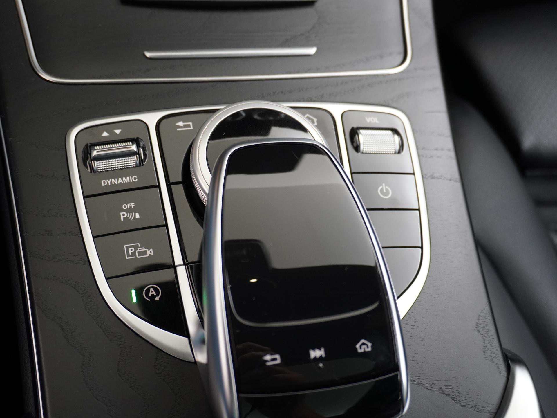 Mercedes-Benz C-Klasse 180 AMG Business Solution 47