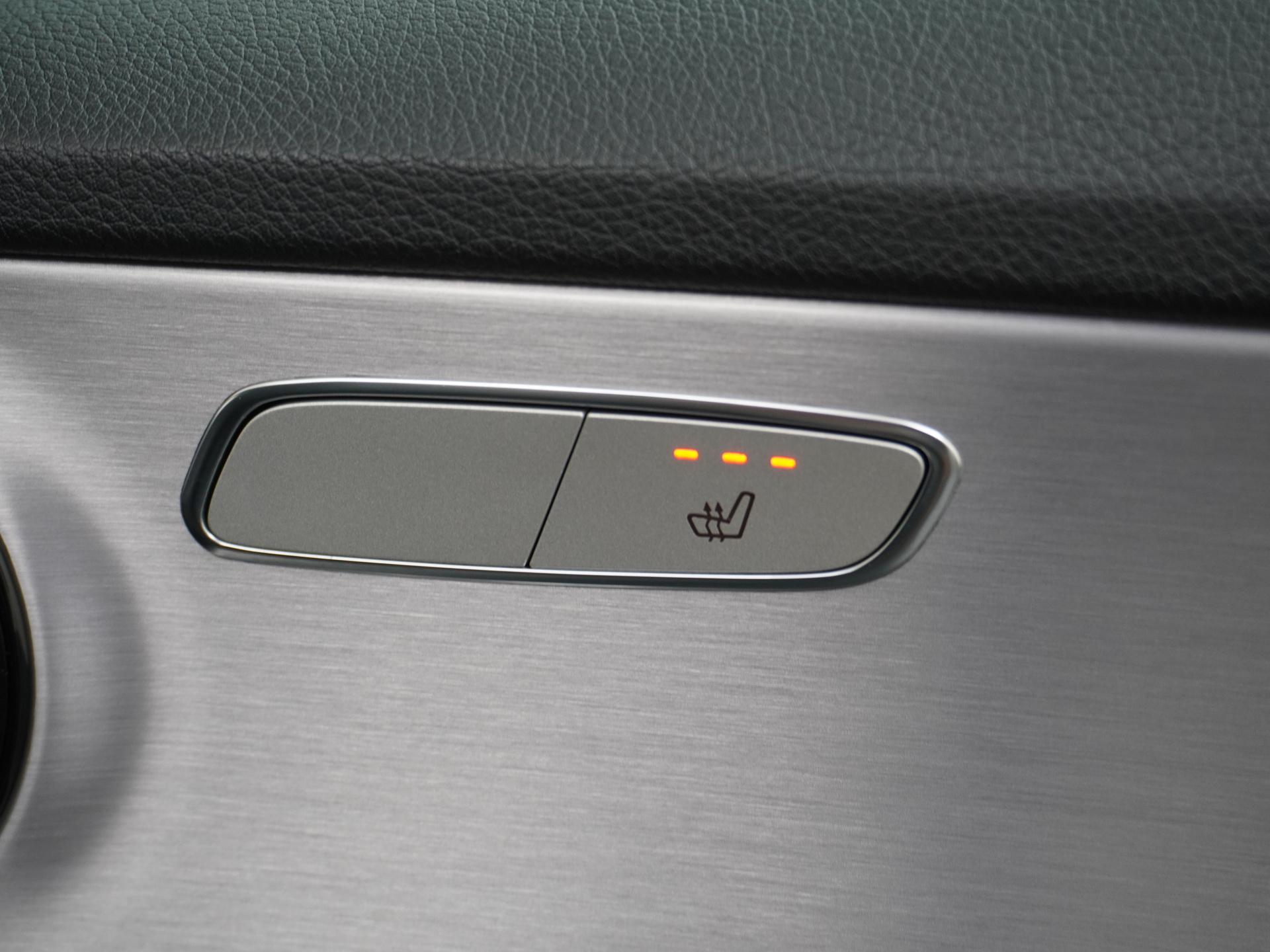 Mercedes-Benz C-Klasse 180 AMG Business Solution 51