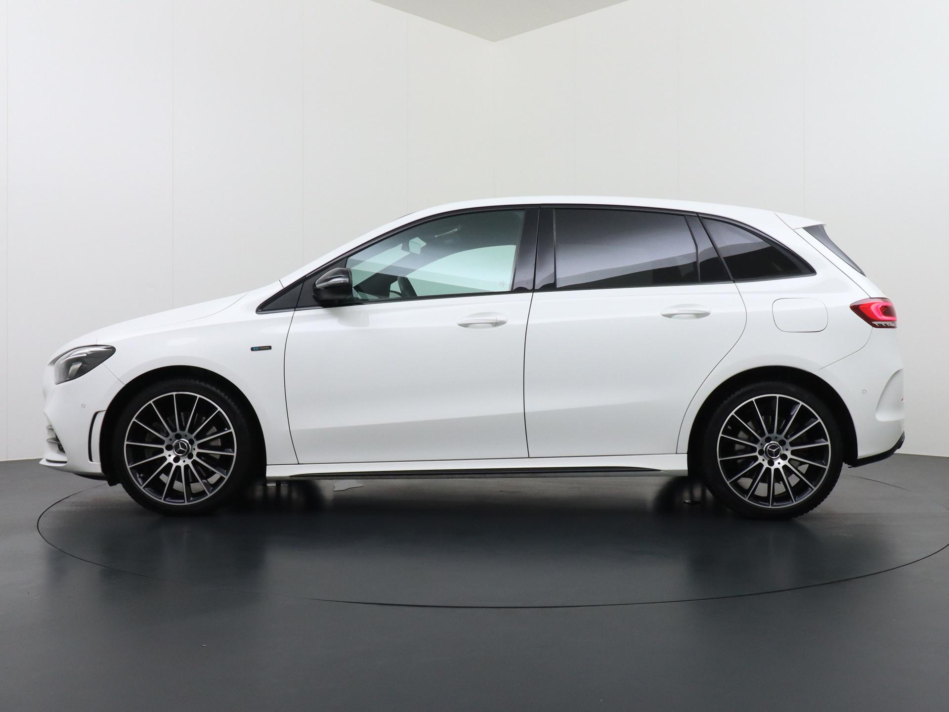 Mercedes-Benz B-Klasse 250 e AMG 1