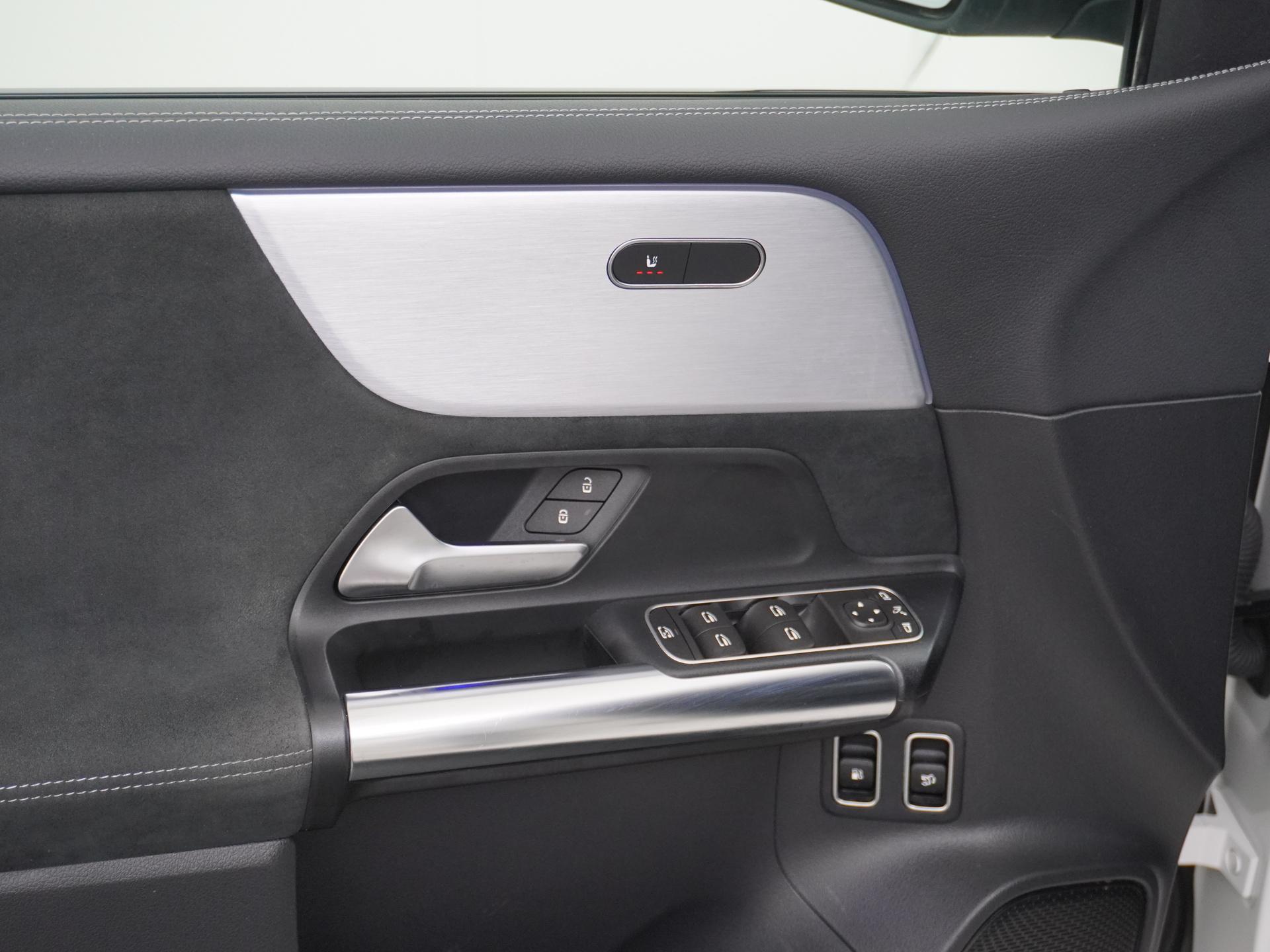 Mercedes-Benz B-Klasse 250 e AMG 19