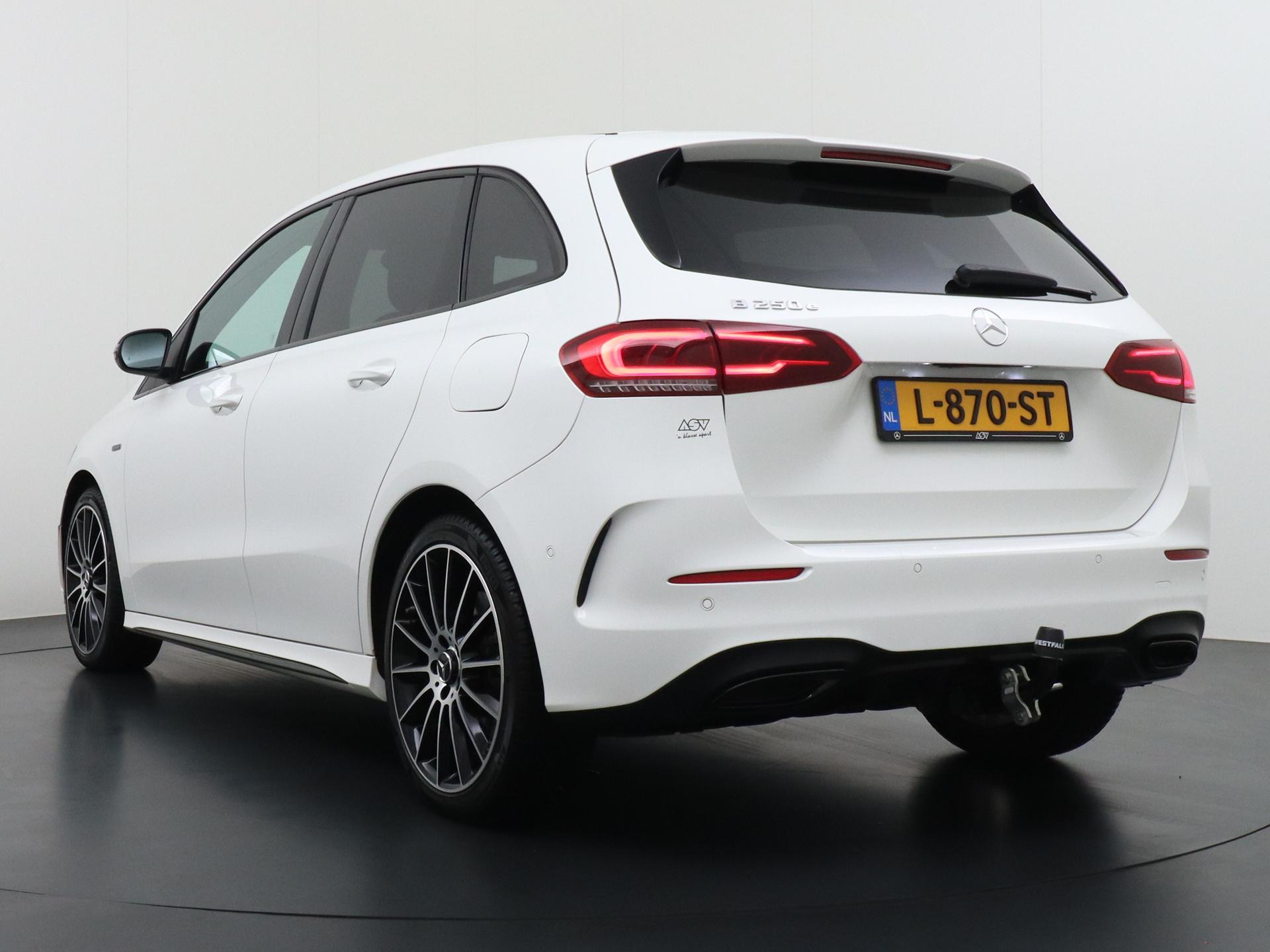 Mercedes-Benz B-Klasse 250 e AMG 2