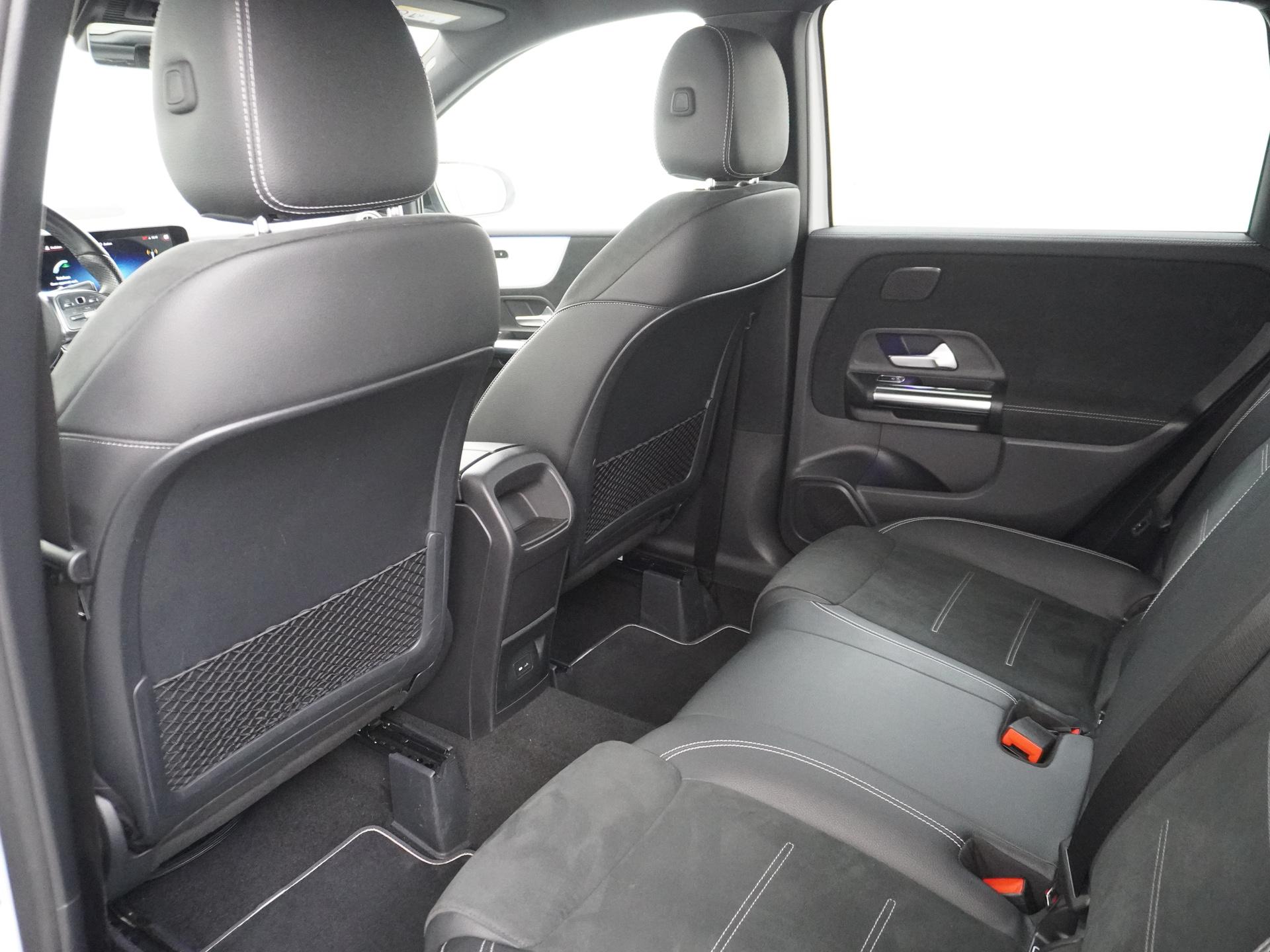 Mercedes-Benz B-Klasse 250 e AMG 22