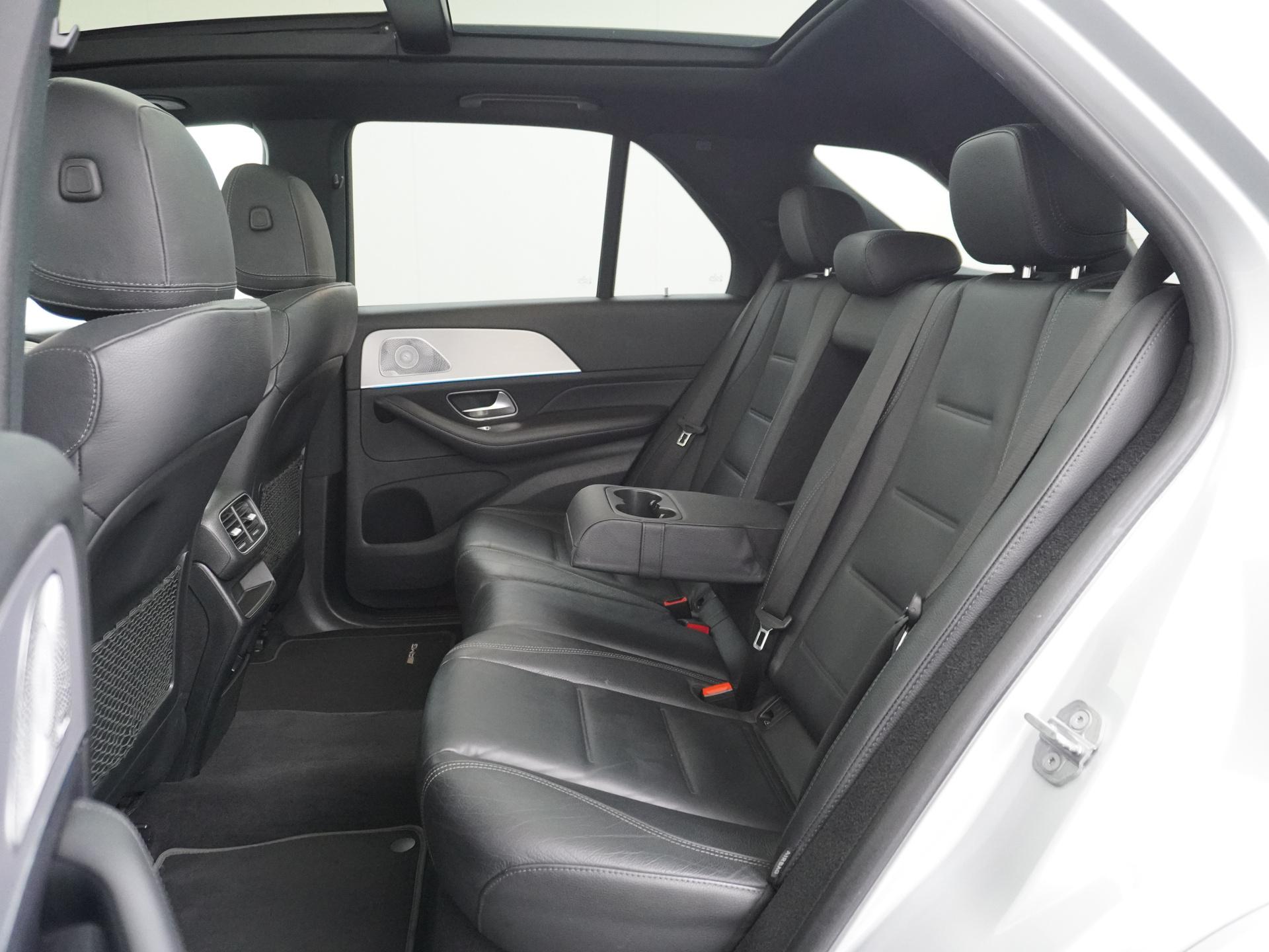 Mercedes-Benz GLE 300 d 4MATIC AMG Premium Plus 25