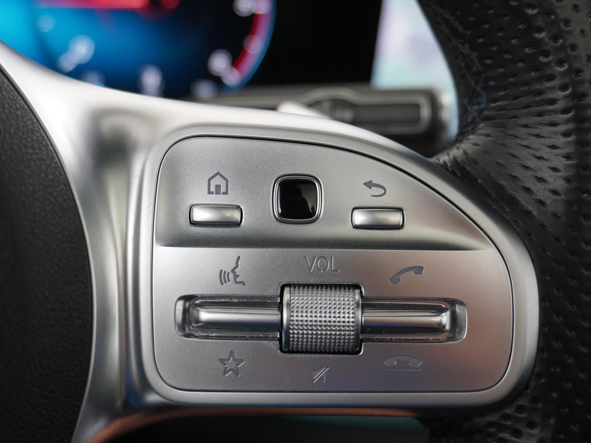 Mercedes-Benz GLE 300 d 4MATIC AMG Premium Plus 34