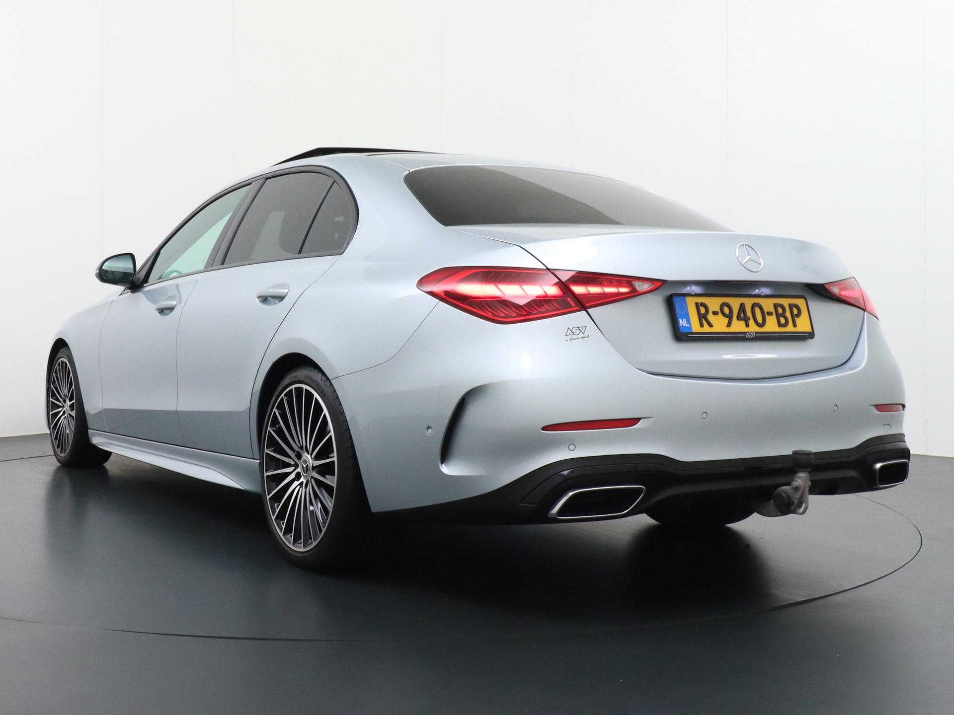 Mercedes-Benz C-Klasse 200 AMG Launch Edition 4