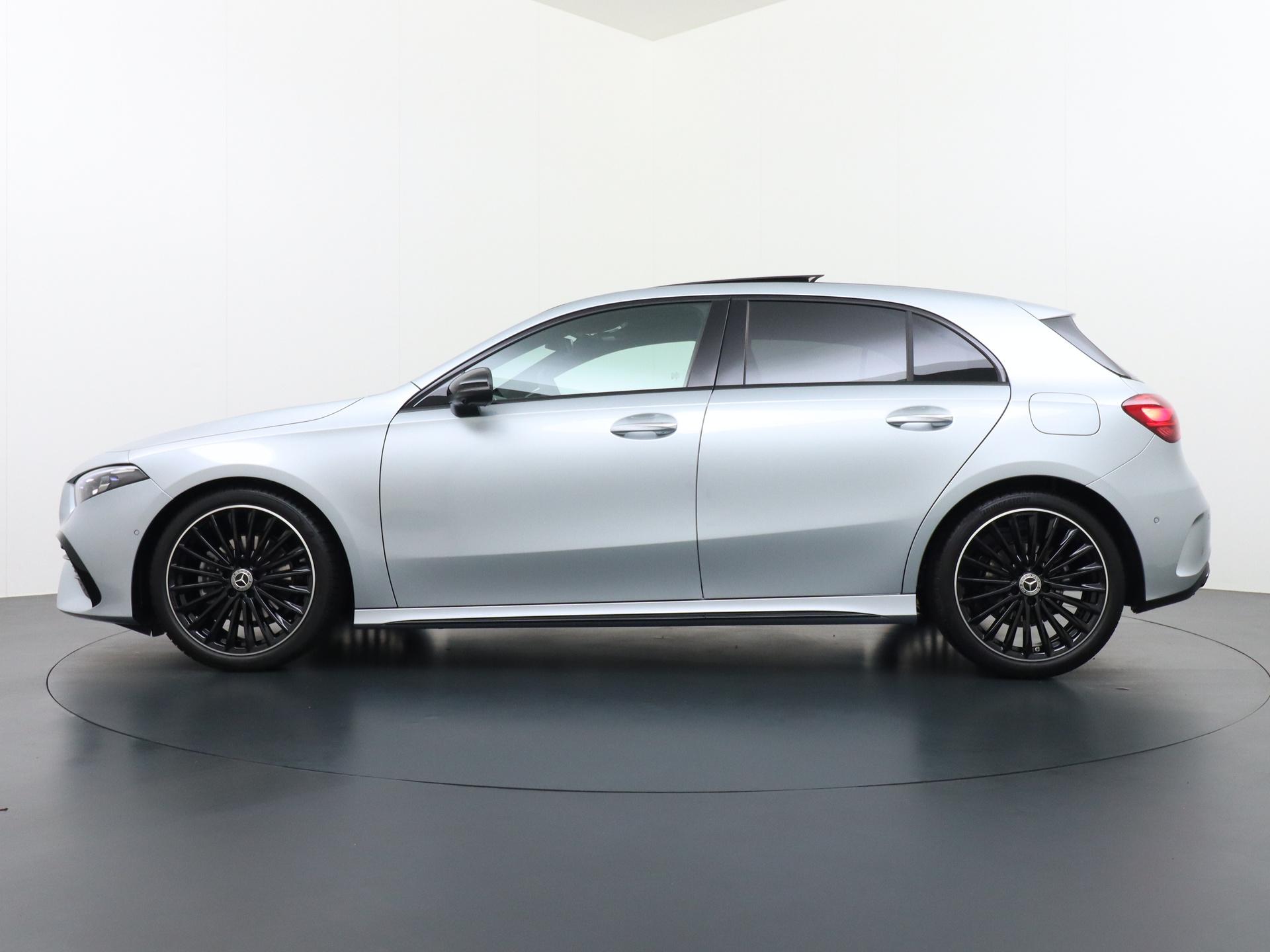 Mercedes-Benz A-Klasse 180 Business Solution AMG 1