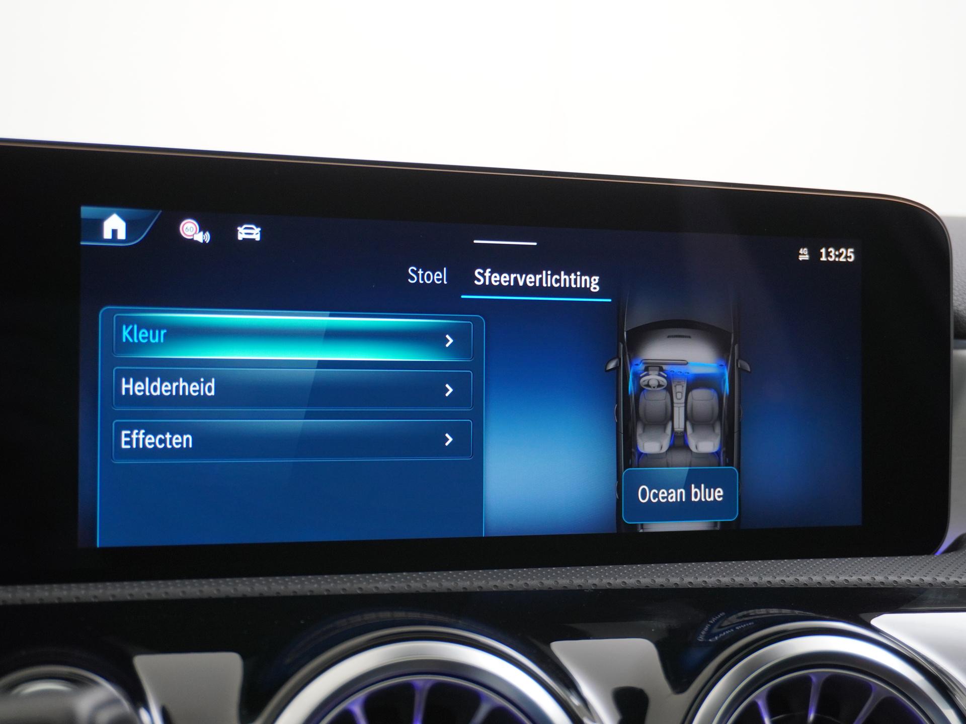 Mercedes-Benz A-Klasse 180 Business Solution AMG 43