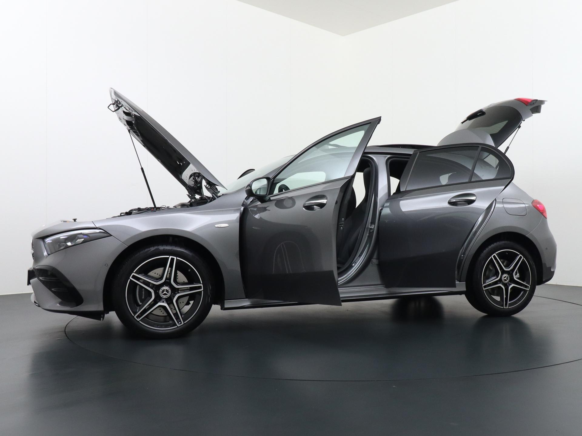 Mercedes-Benz A-Klasse 250 e Business Solution AMG 10