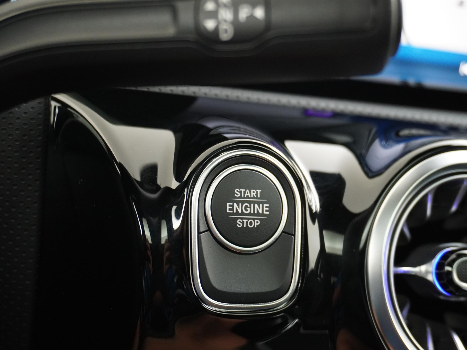 Mercedes-Benz A-Klasse 250 e Business Solution AMG 28