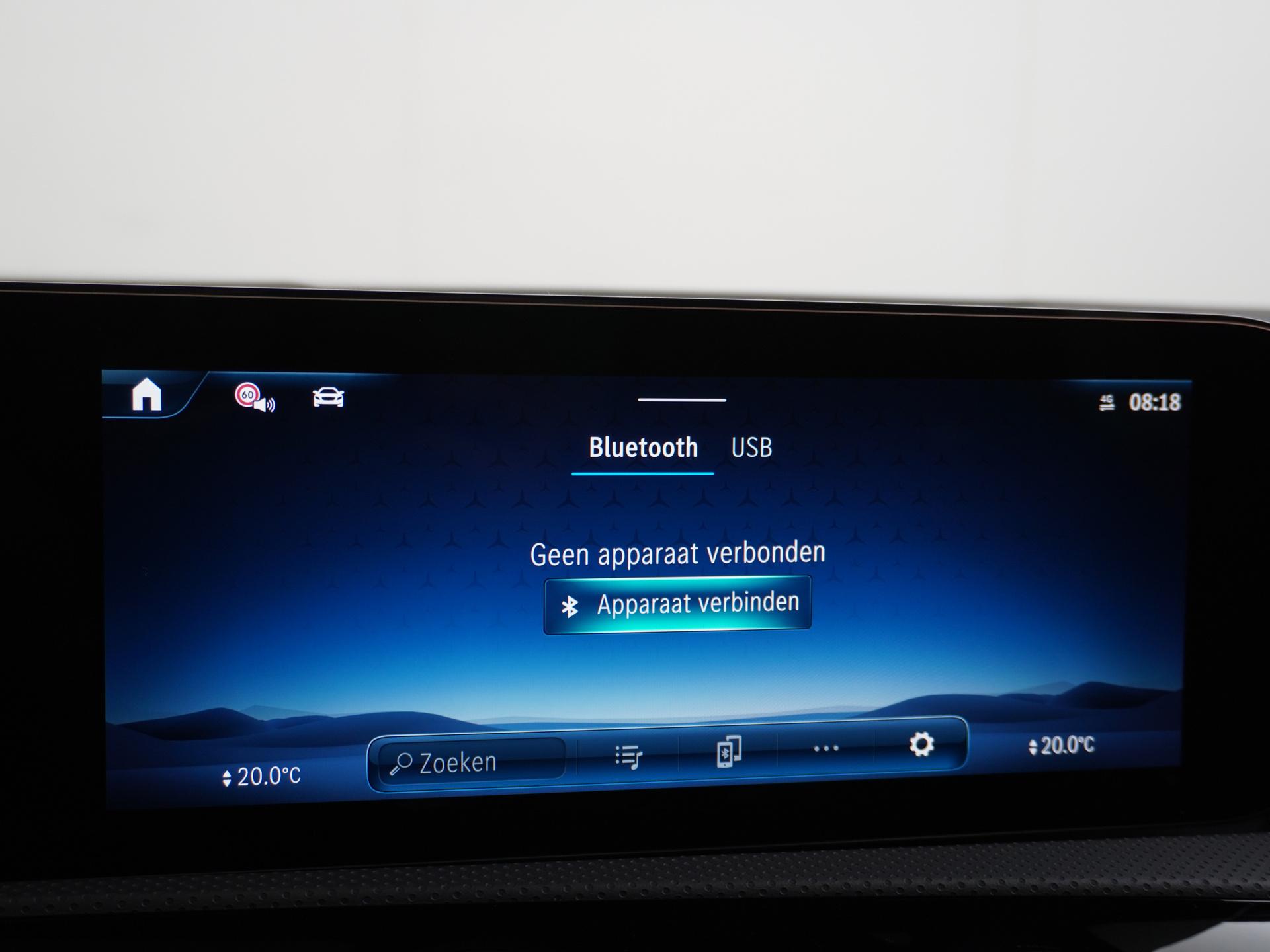 Mercedes-Benz A-Klasse 250 e Business Solution AMG 38