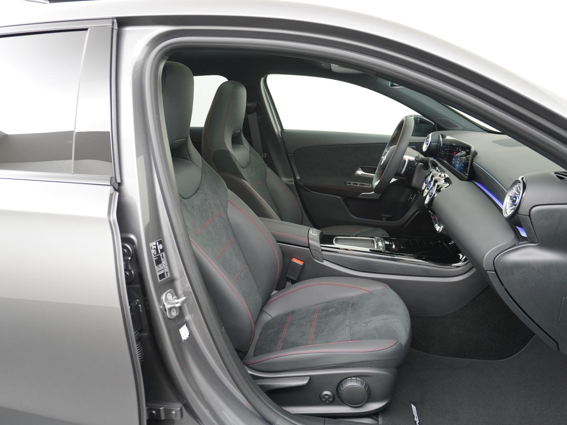 Mercedes-Benz A-Klasse 250 e Business Solution AMG 50