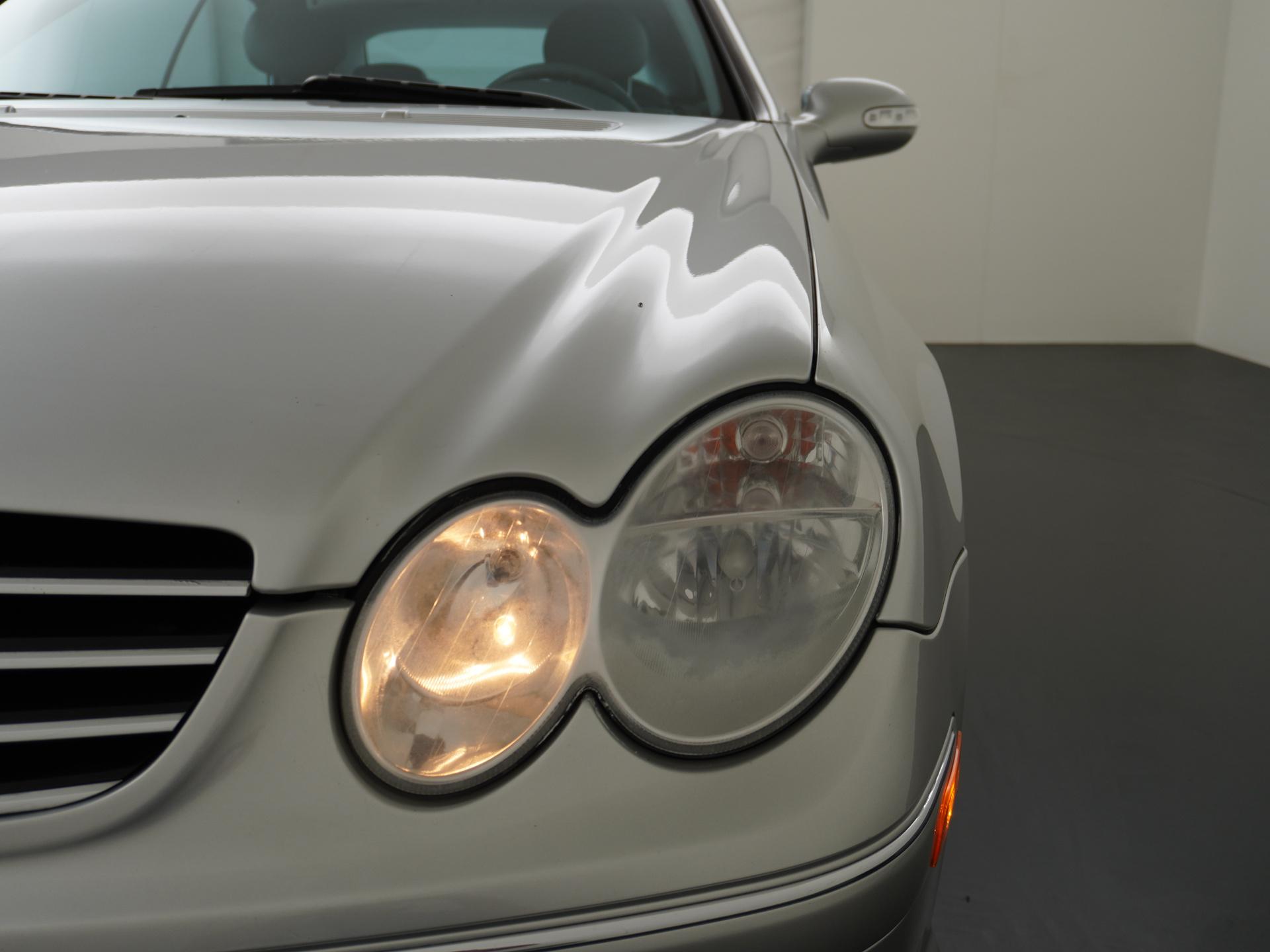 Mercedes-Benz CLK Coupé 500 Avantgarde 11