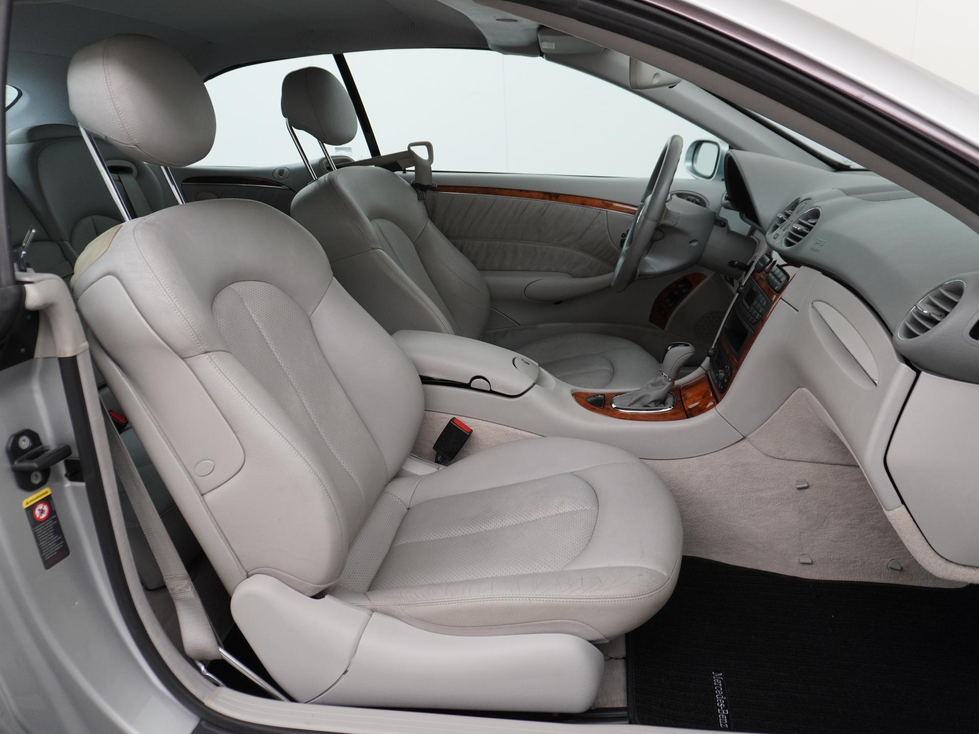 Mercedes-Benz CLK Coupé 500 Avantgarde 25