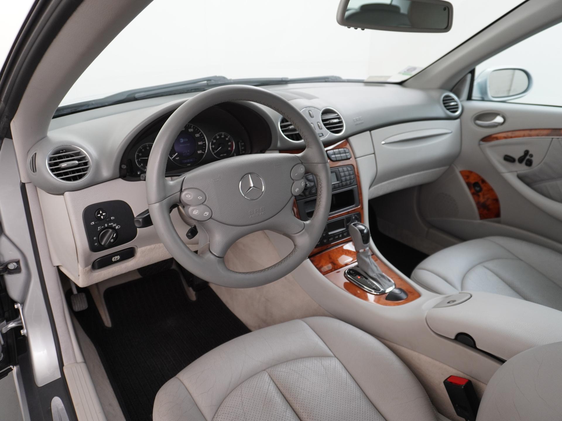 Mercedes-Benz CLK Coupé 500 Avantgarde 4