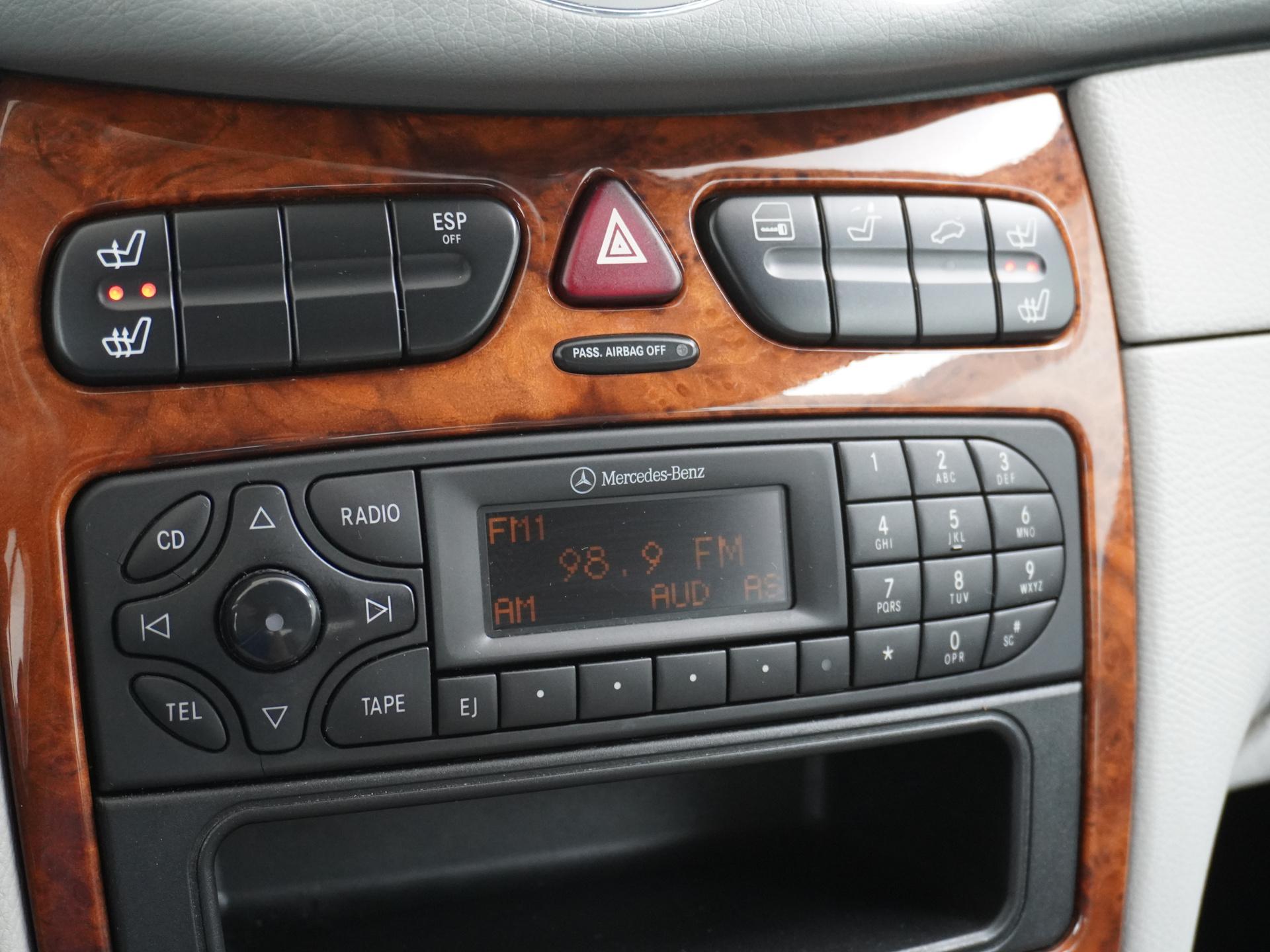 Mercedes-Benz CLK Coupé 500 Avantgarde 6