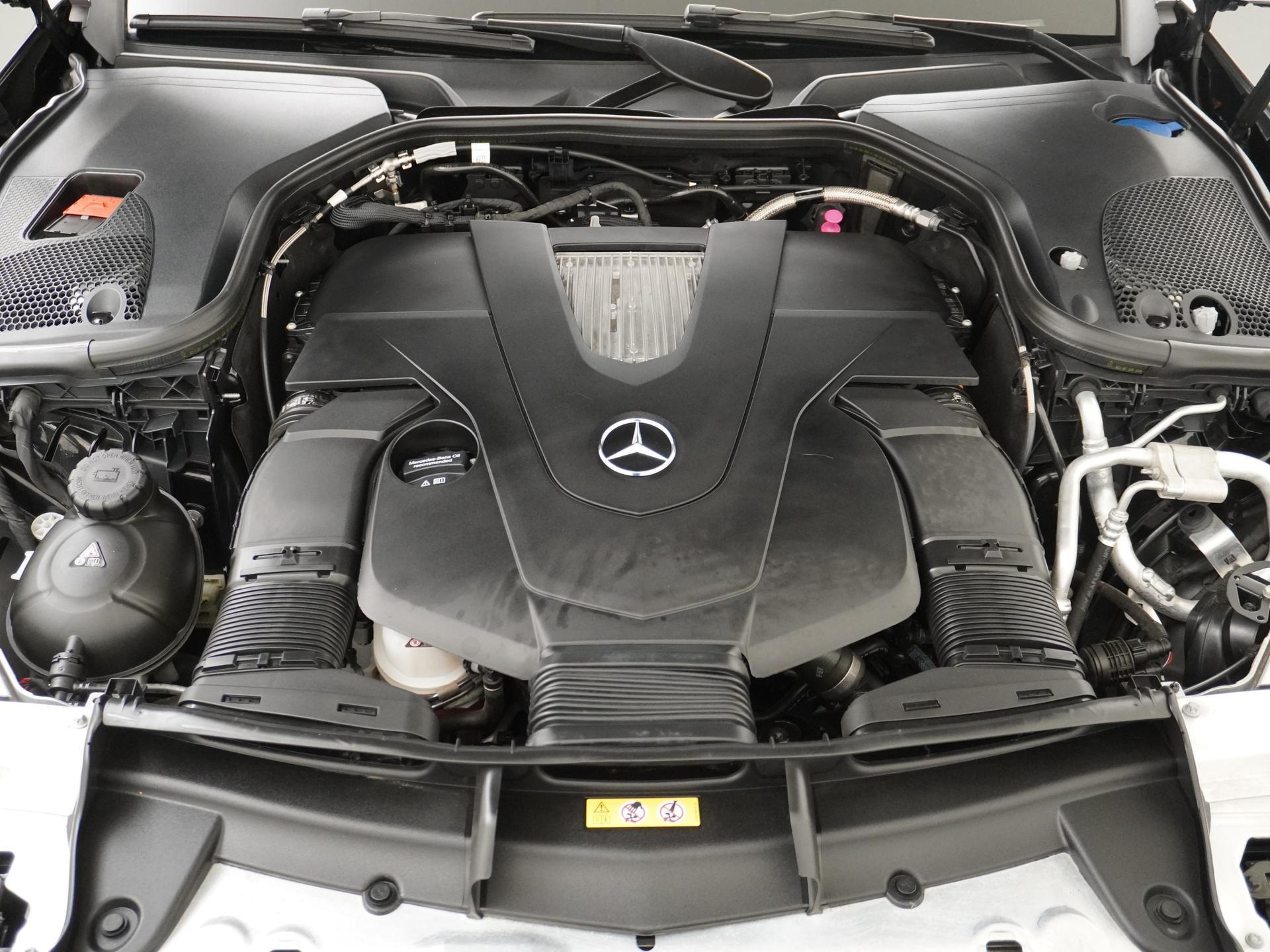 Mercedes-Benz E-Klasse 400 4Matic Premium Plus 30