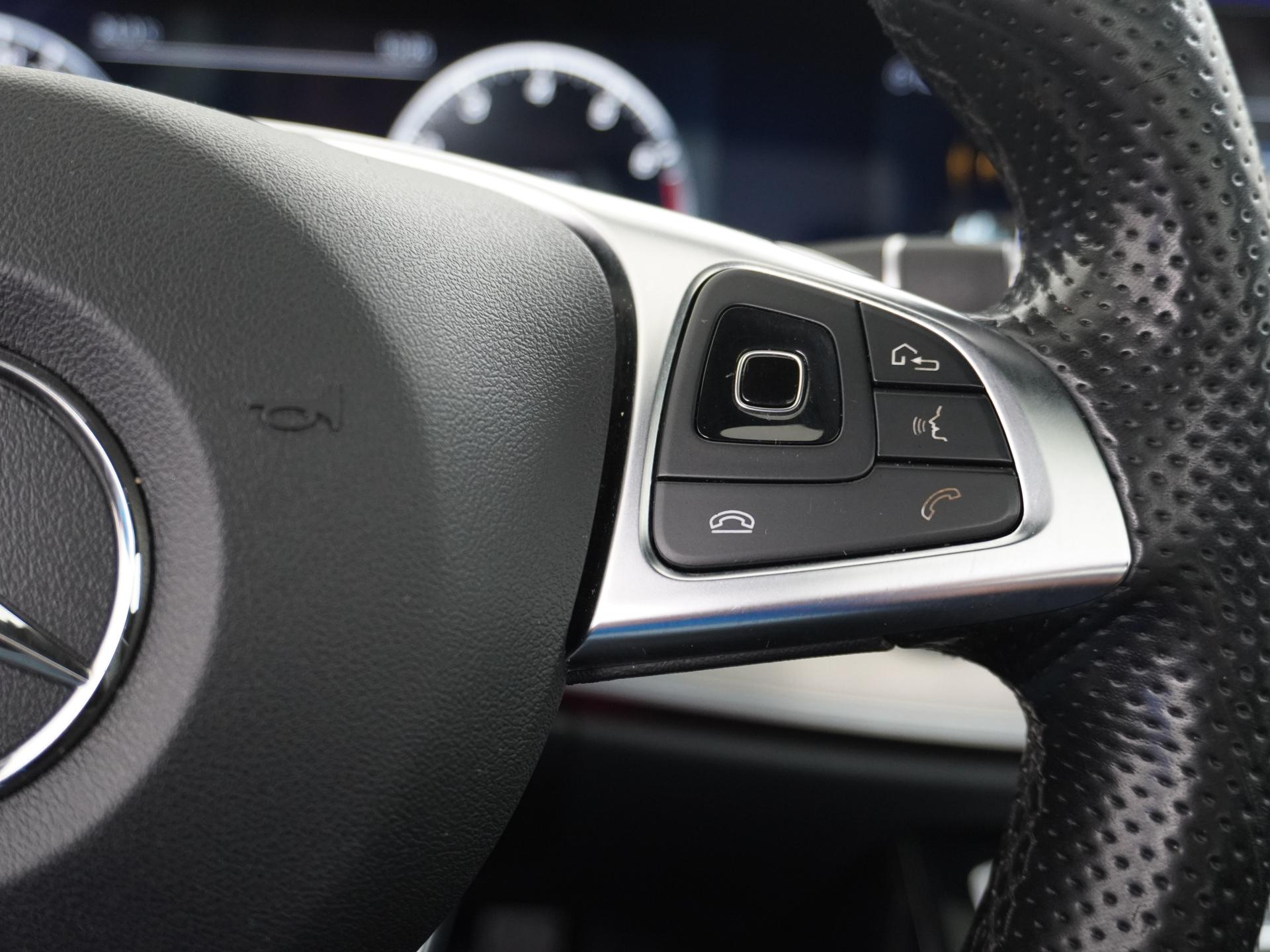 Mercedes-Benz E-Klasse 400 4Matic Premium Plus 31