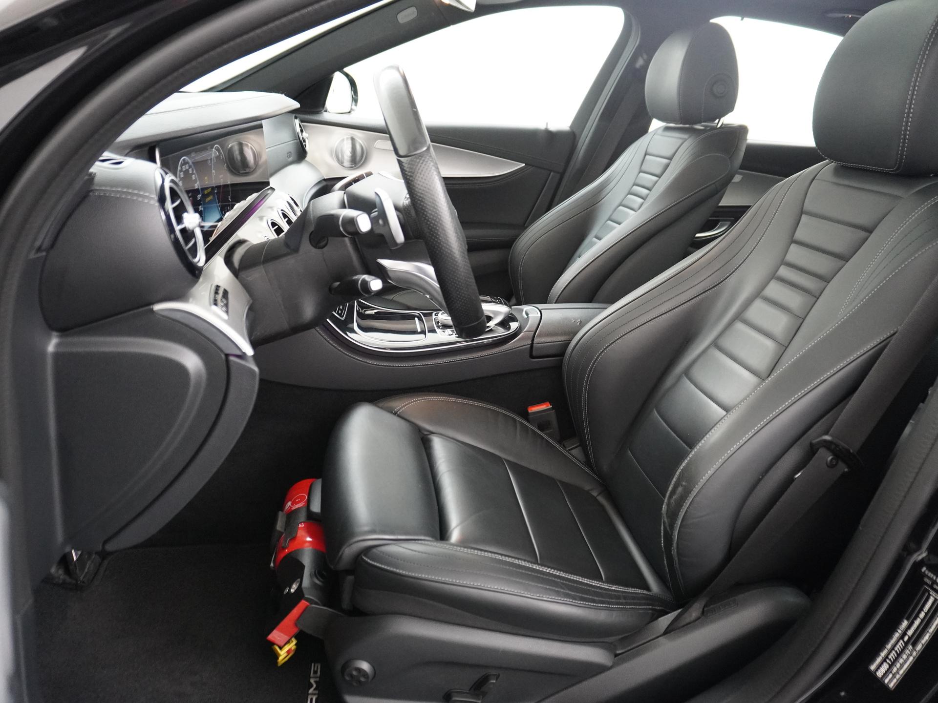 Mercedes-Benz E-Klasse 400 4Matic Premium Plus 8