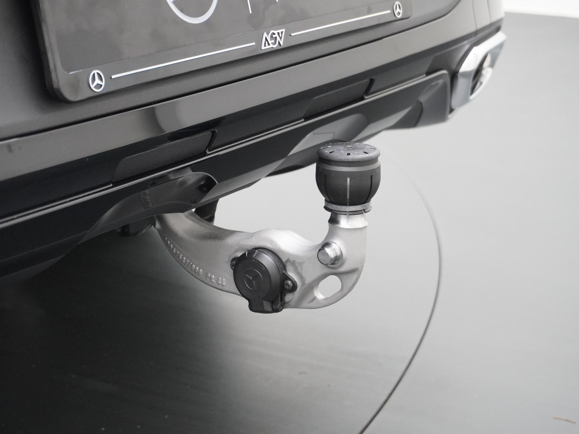 Mercedes-Benz GLC Coupé 400e 4MATIC Sport Edition 12