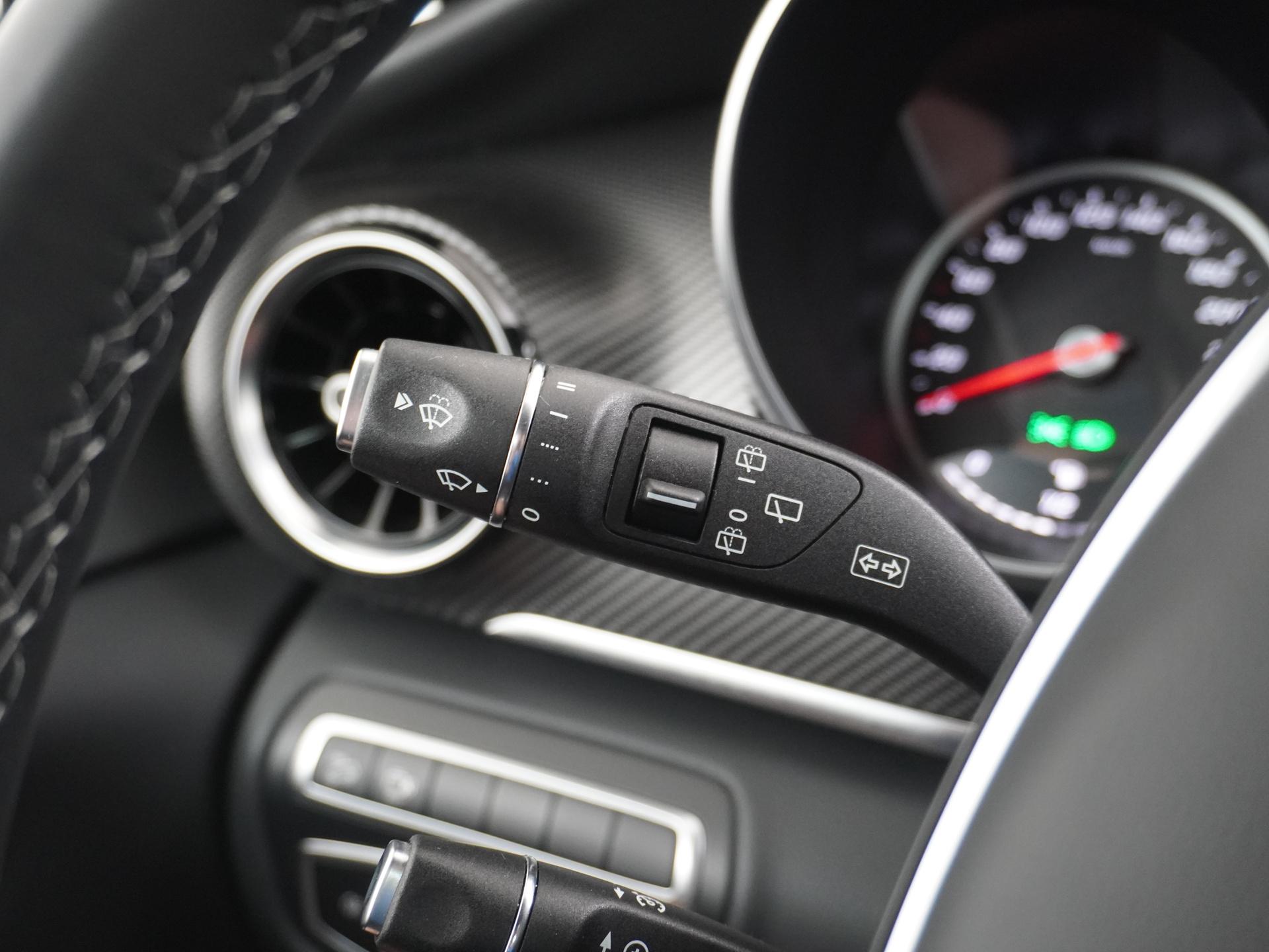 Mercedes-Benz V-Klasse 300d DC 4MATIC AMG / Avantgarde L2 29