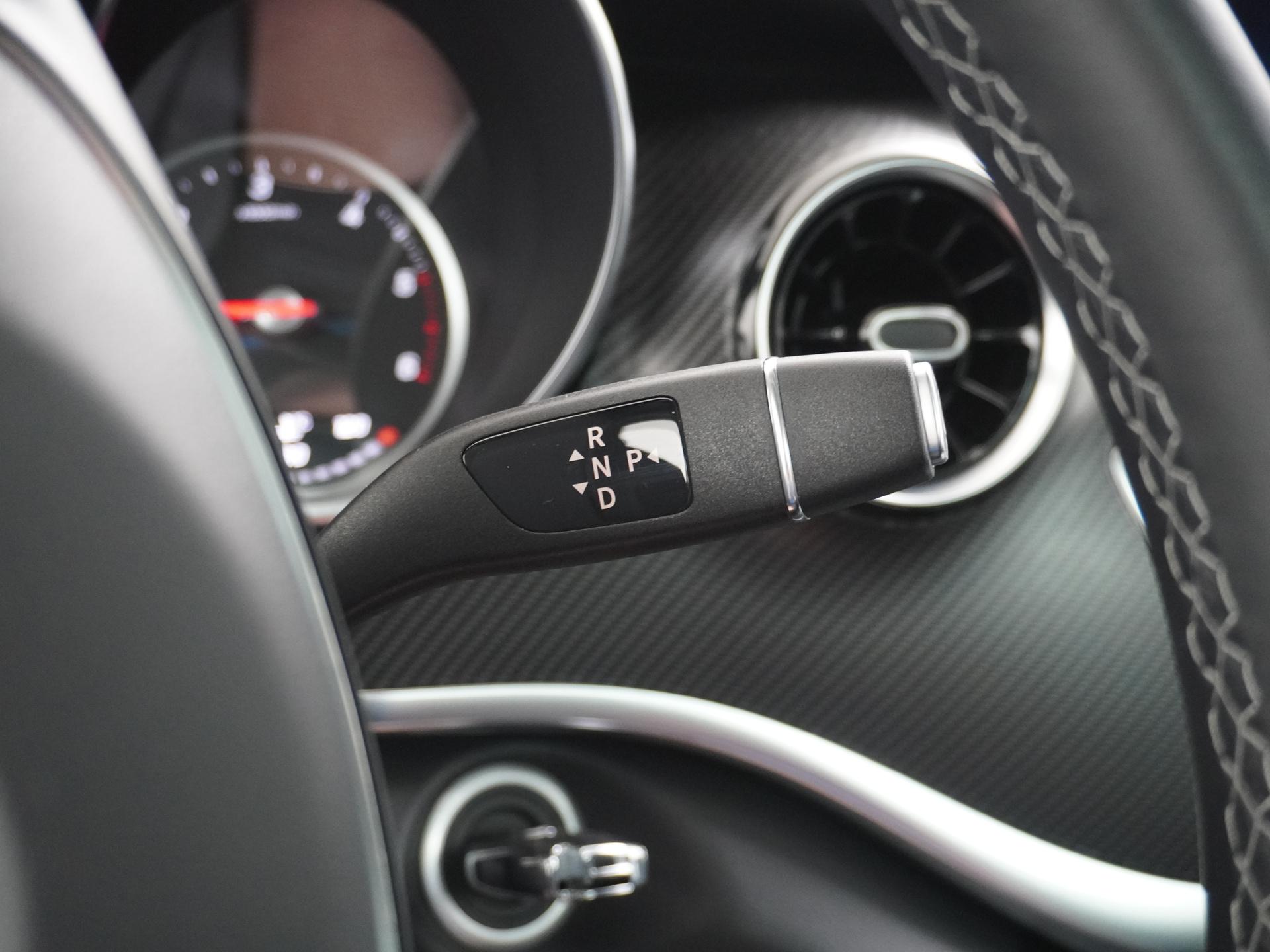 Mercedes-Benz V-Klasse 300d DC 4MATIC AMG / Avantgarde L2 31