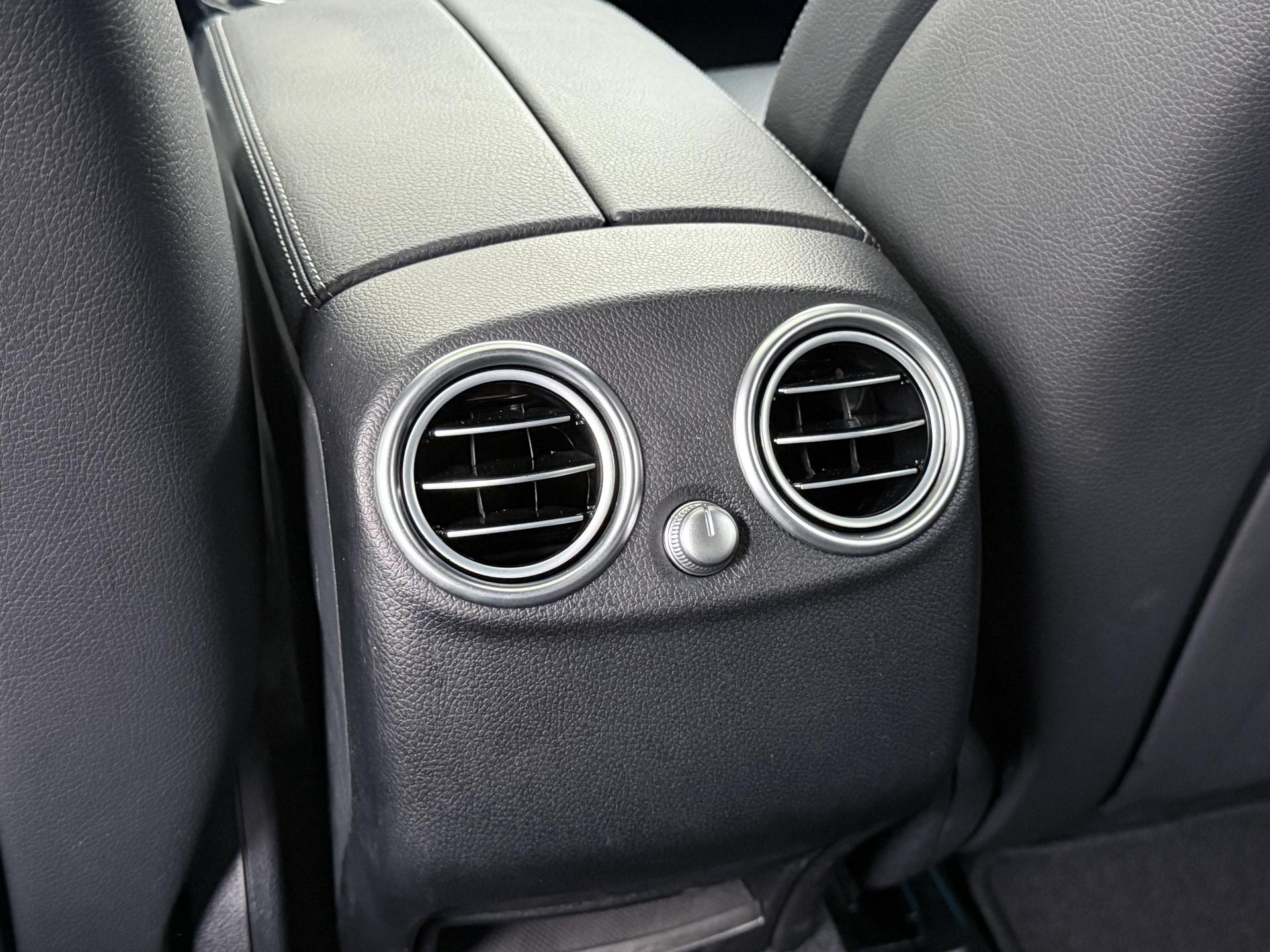 Mercedes-Benz GLC Coupé 300 4MATIC 21