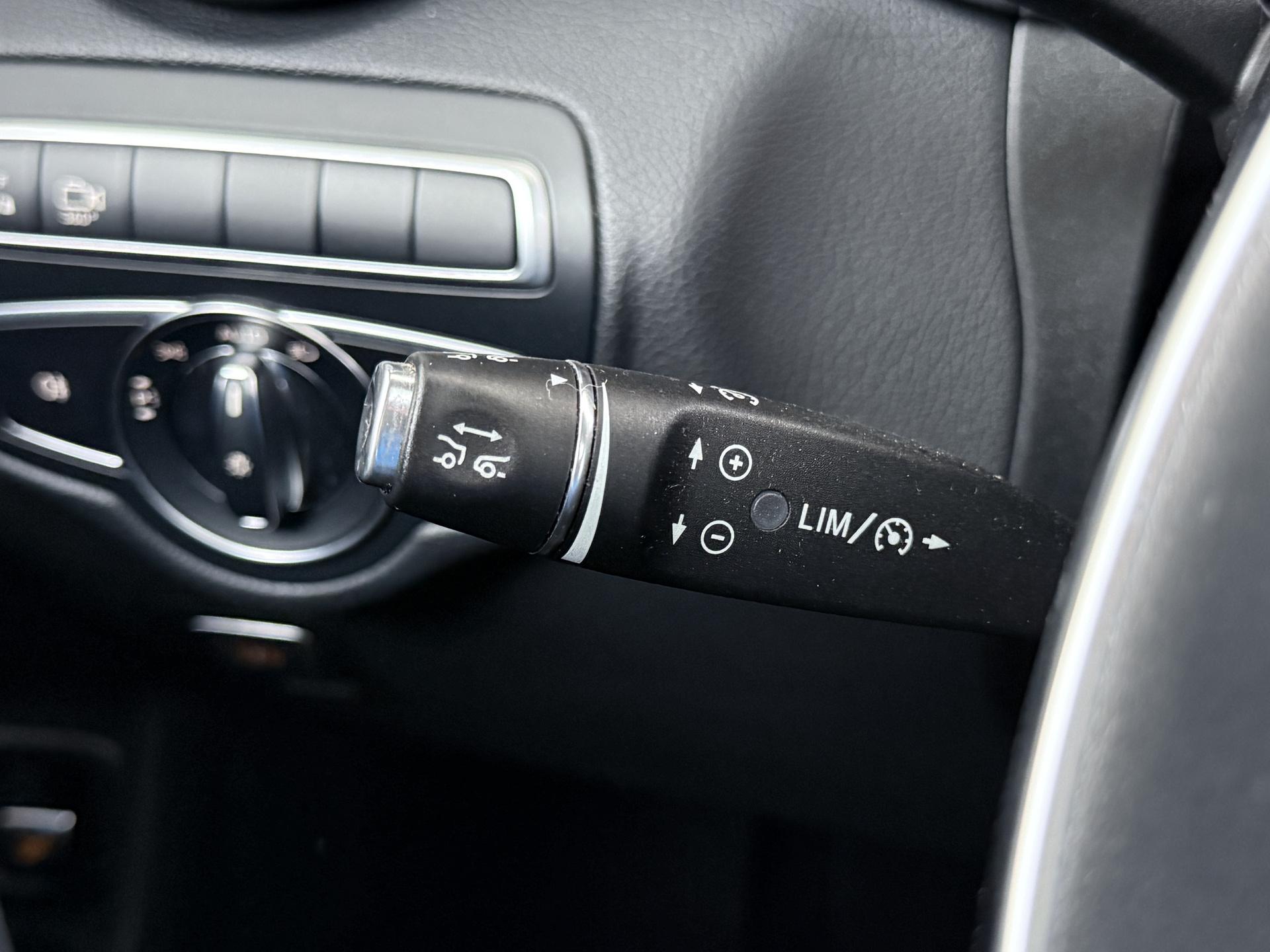 Mercedes-Benz GLC Coupé 300 4MATIC 27