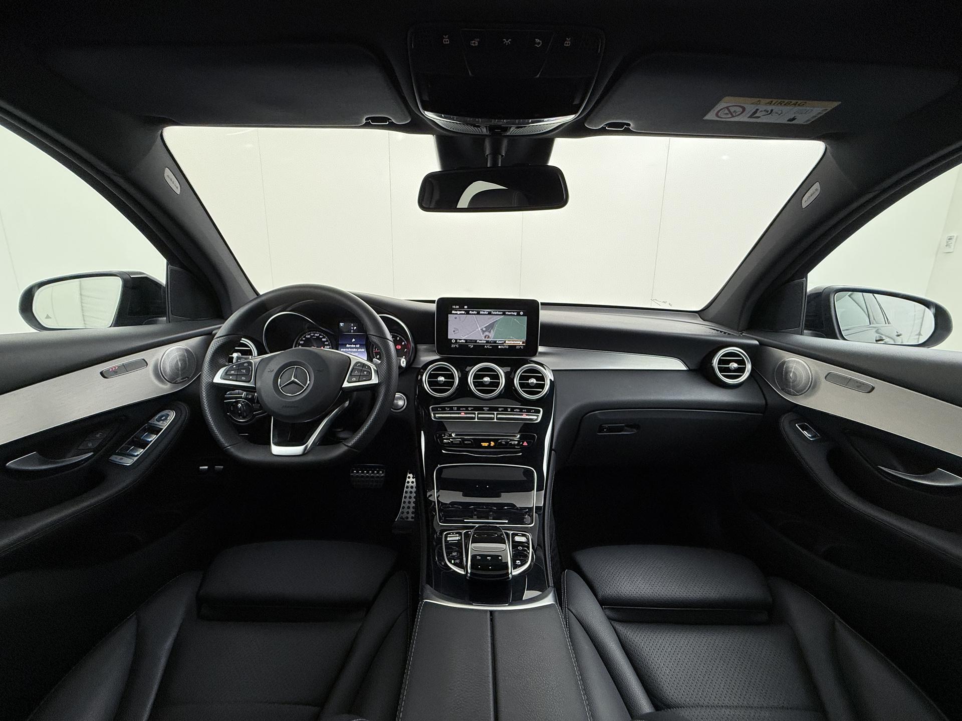 Mercedes-Benz GLC Coupé 300 4MATIC 4