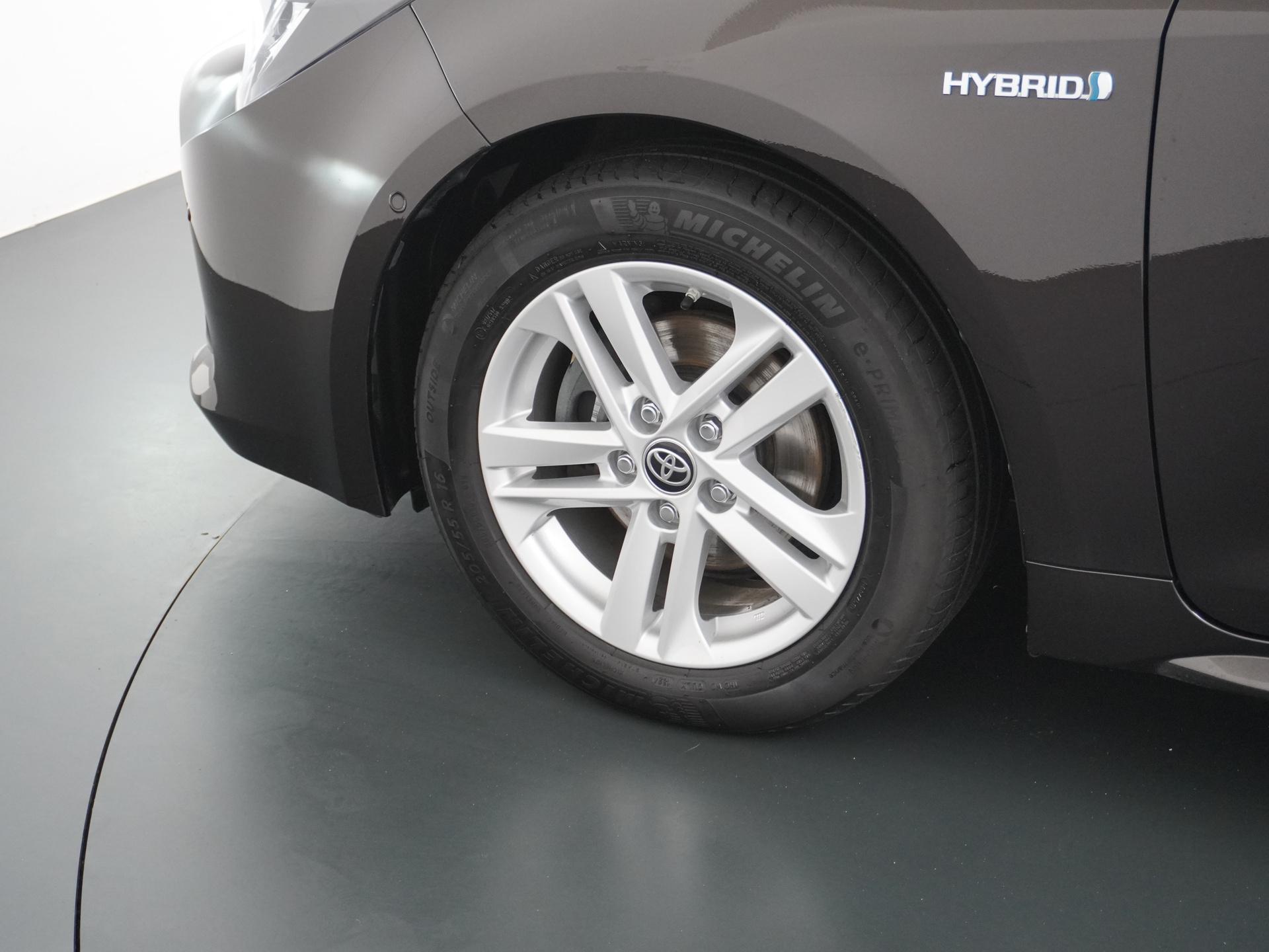 Toyota Corolla Touring Sports 1.8 Hybrid Active 16