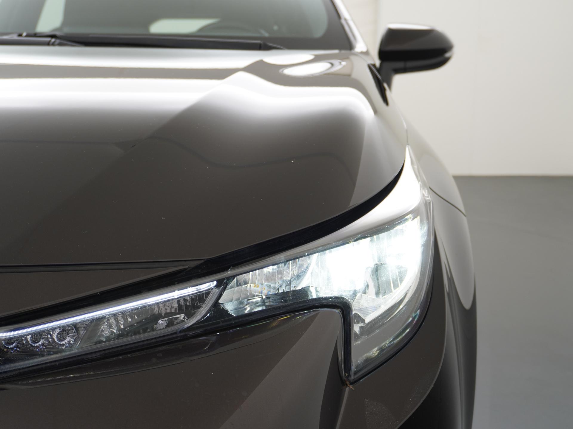 Toyota Corolla Touring Sports 1.8 Hybrid Active 17