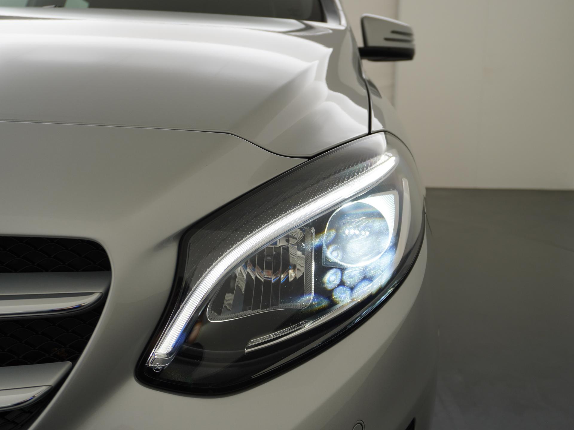 Mercedes-Benz B-Klasse 180 Ambition 12