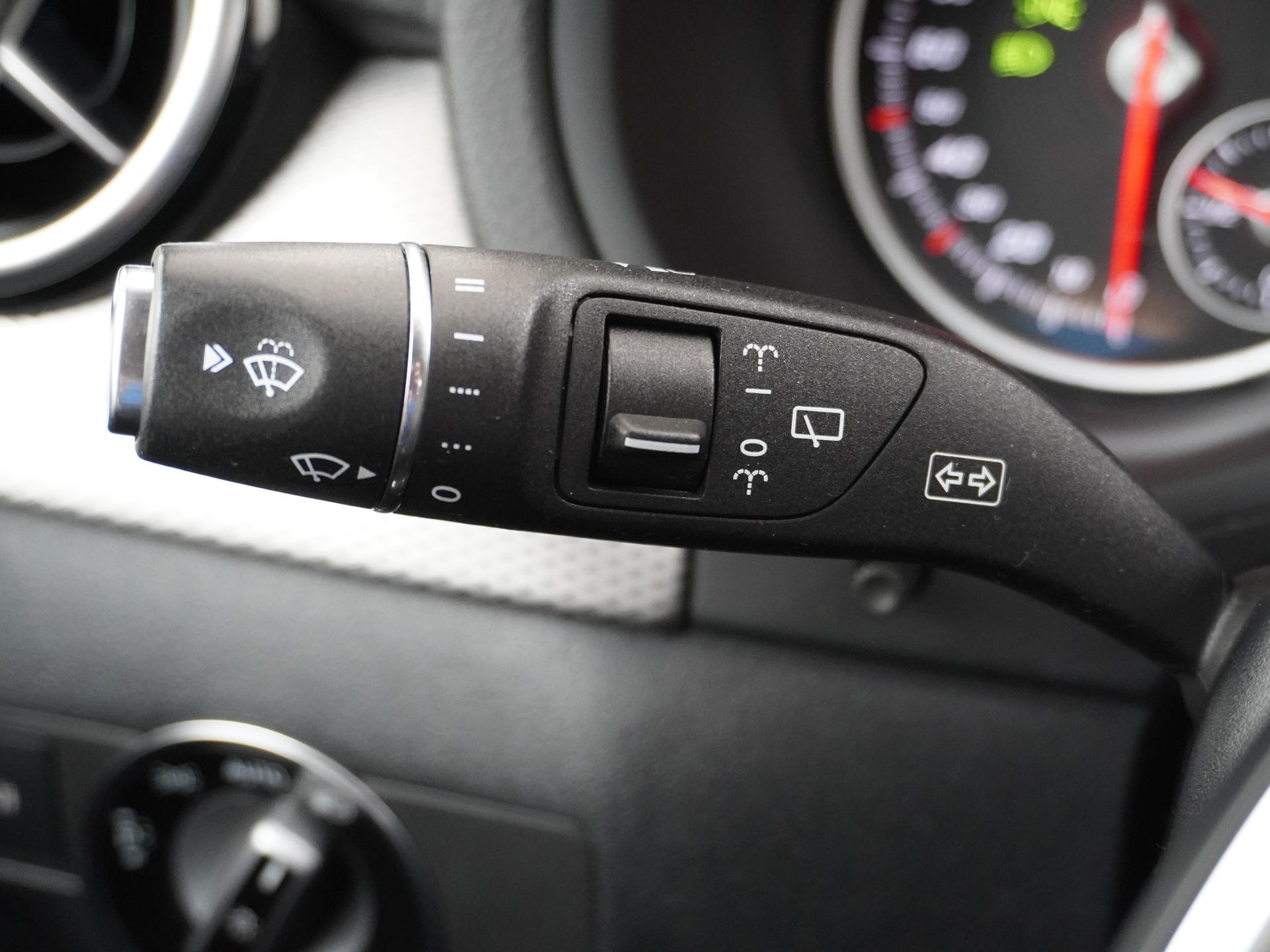 Mercedes-Benz B-Klasse 180 Ambition 21