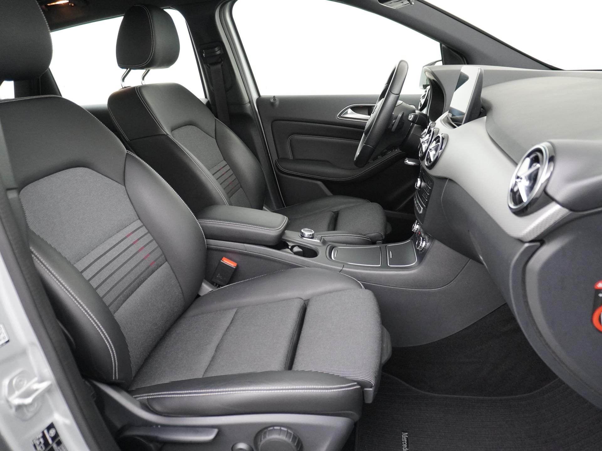 Mercedes-Benz B-Klasse 180 Ambition 31