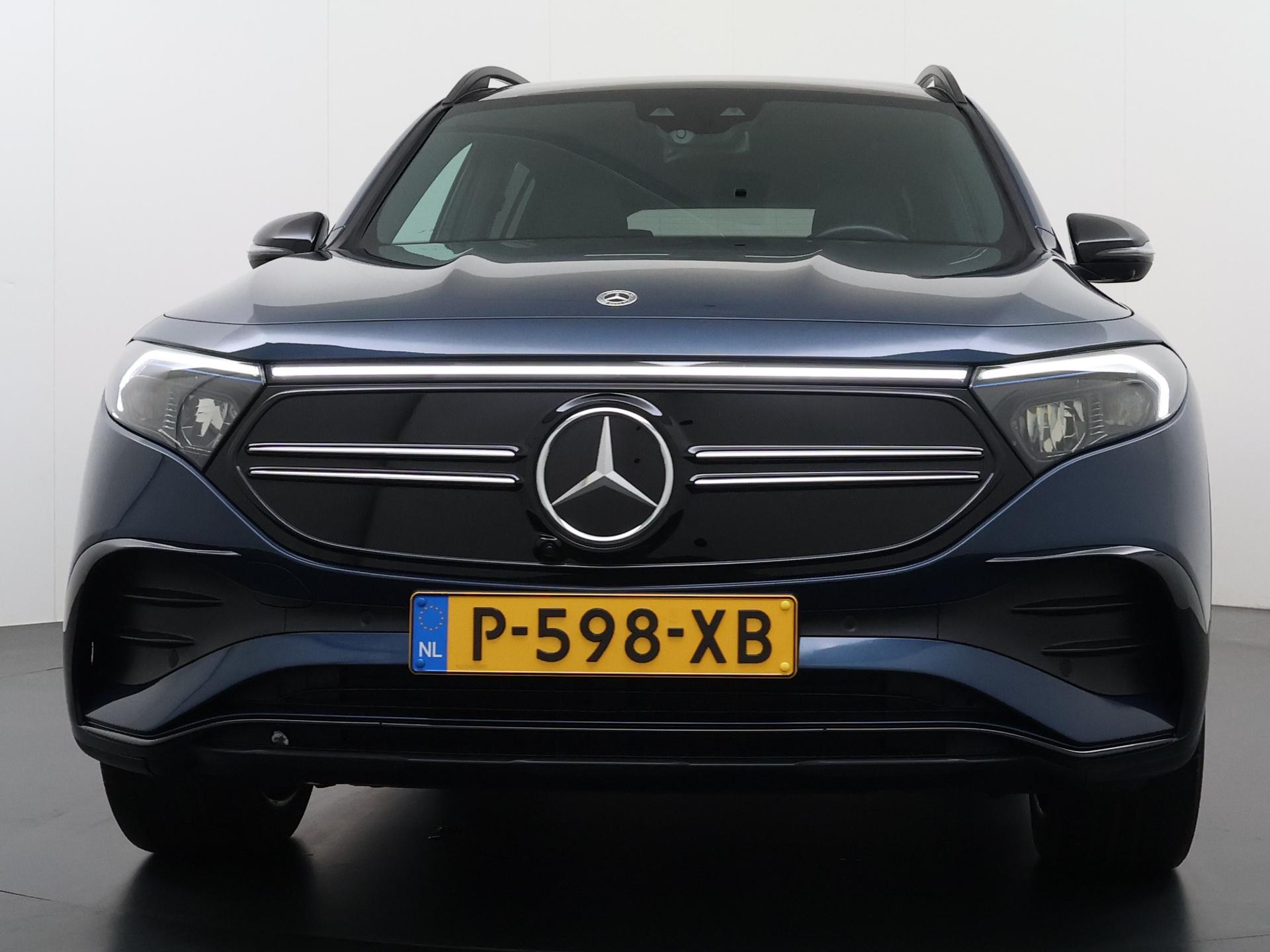 Mercedes-Benz EQB 250 AMG-Line 67 kWh Accu 12