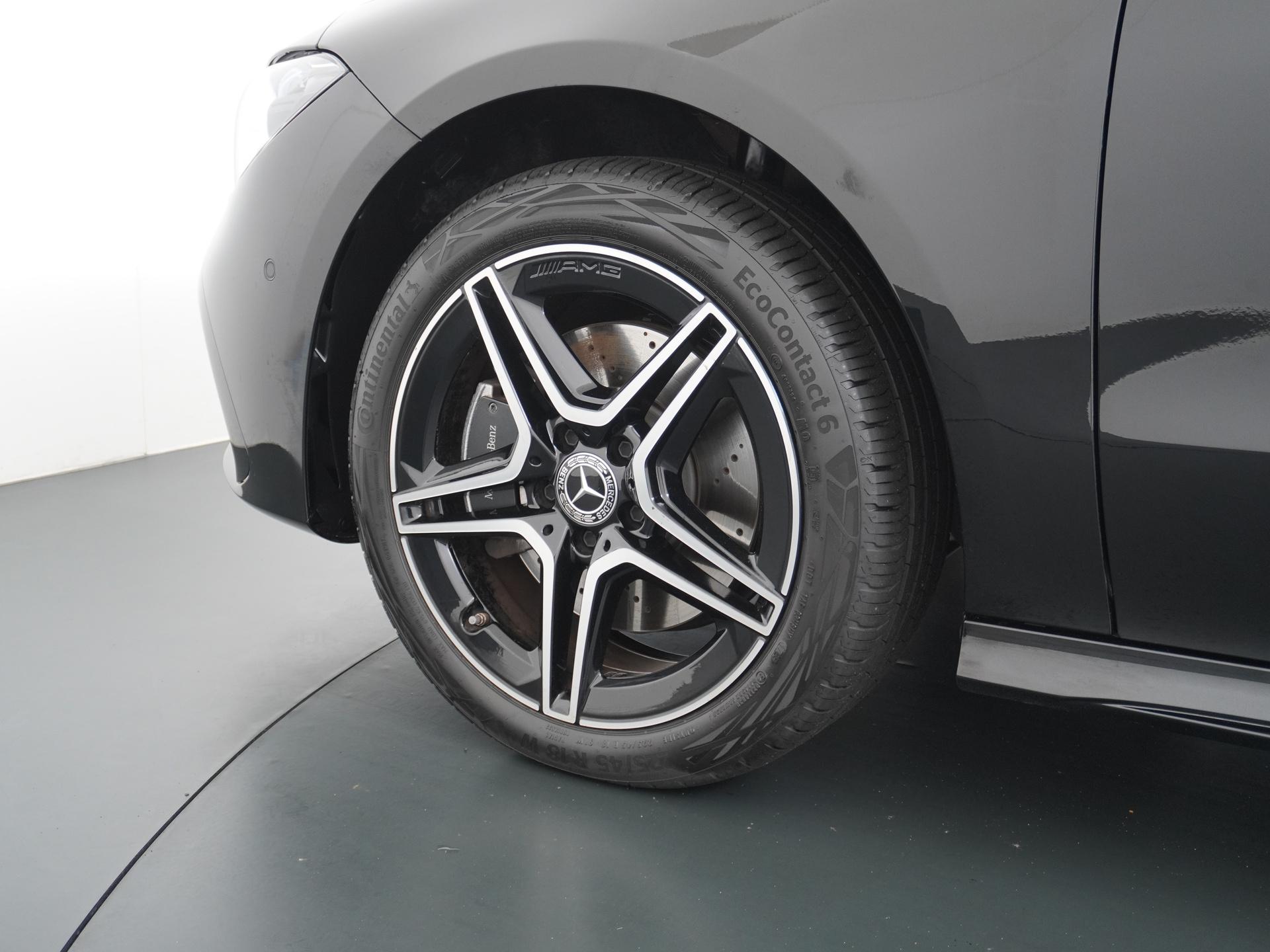 Mercedes-Benz CLA-Klasse Shooting Brake 250 e Star Edition 16