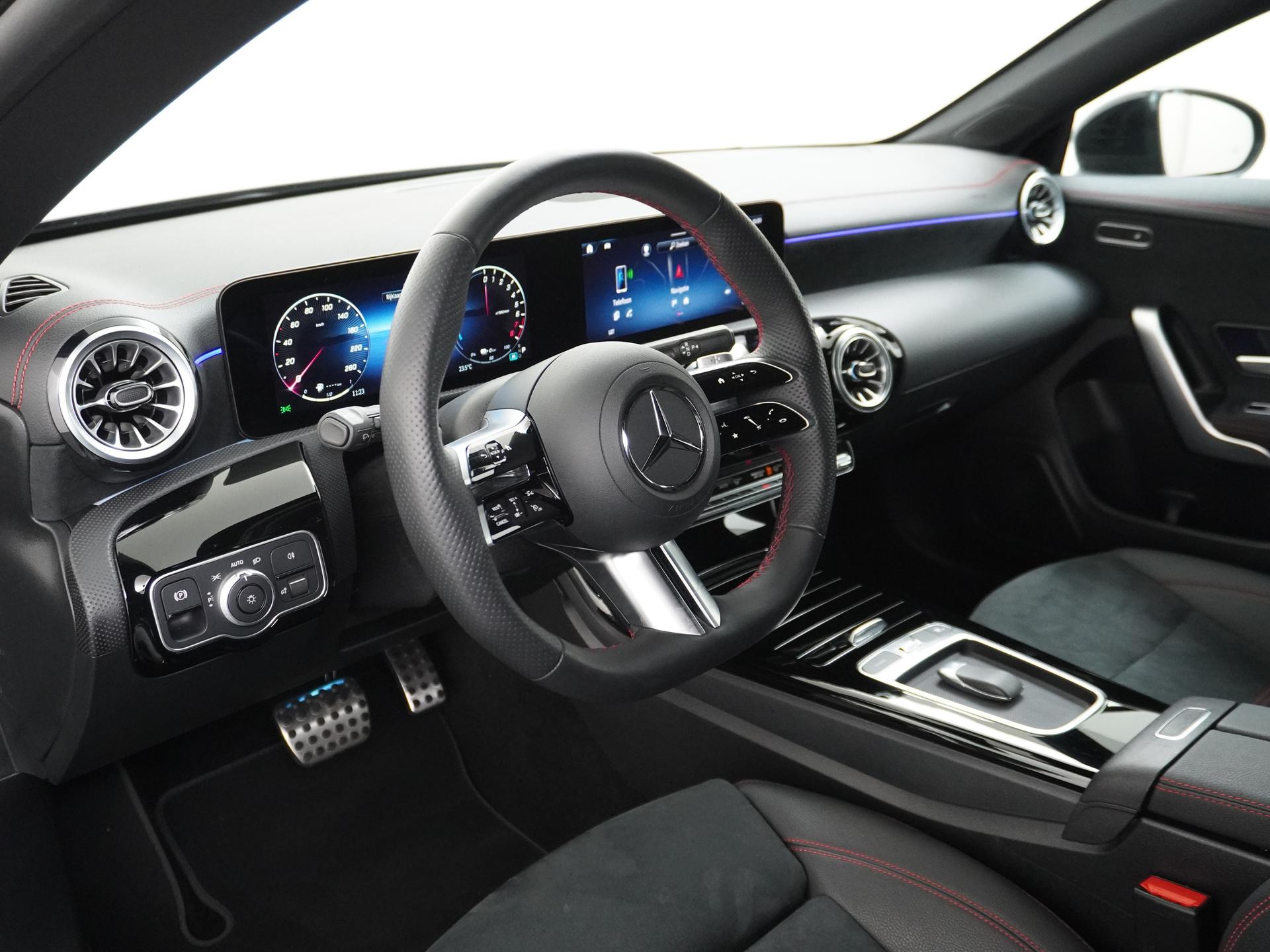 Mercedes-Benz CLA-Klasse Shooting Brake 250 e Star Edition 2