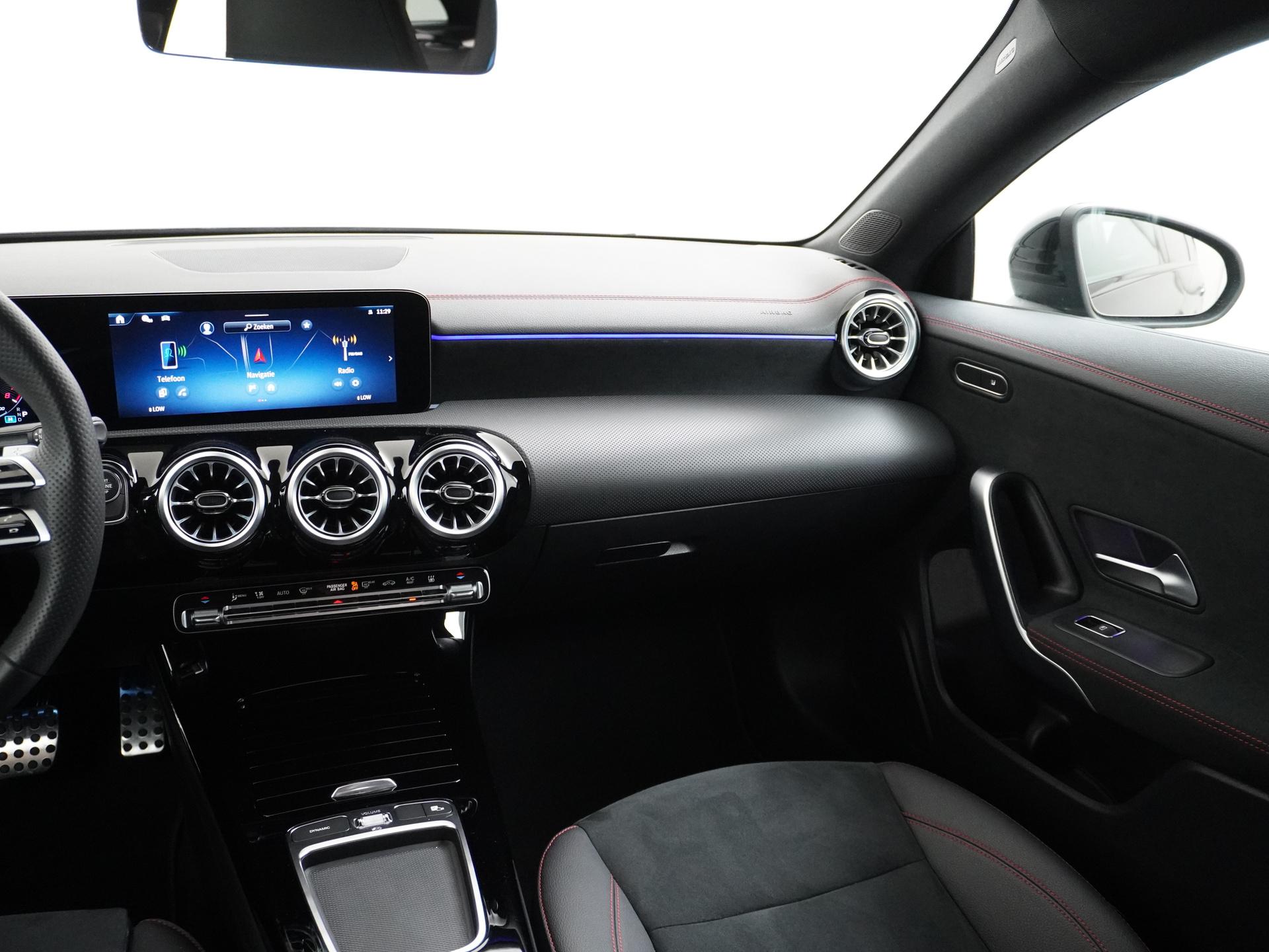 Mercedes-Benz CLA-Klasse Shooting Brake 250 e Star Edition 27