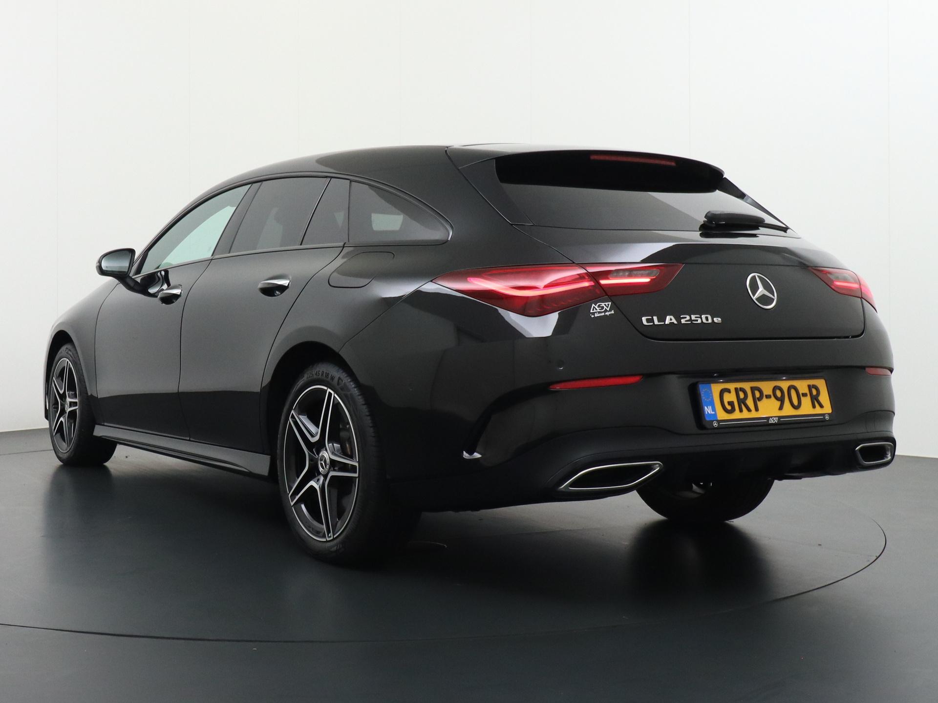 Mercedes-Benz CLA-Klasse Shooting Brake 250 e Star Edition 3