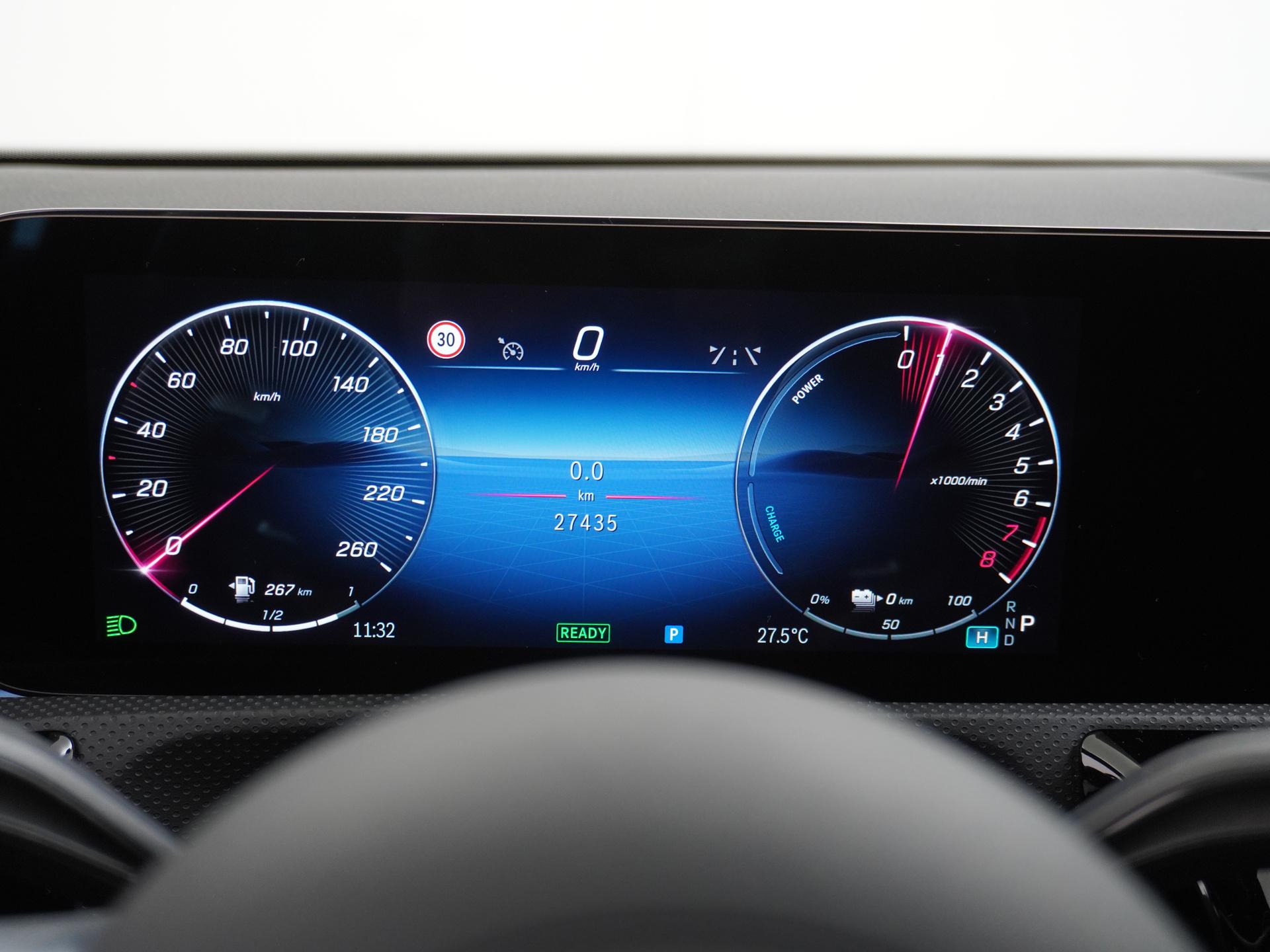 Mercedes-Benz CLA-Klasse Shooting Brake 250 e Star Edition 32