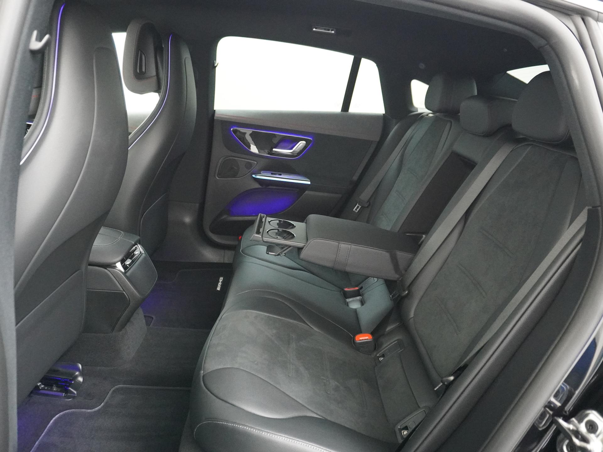 Mercedes-Benz EQE 300 Sport Edition 89 kWh 23