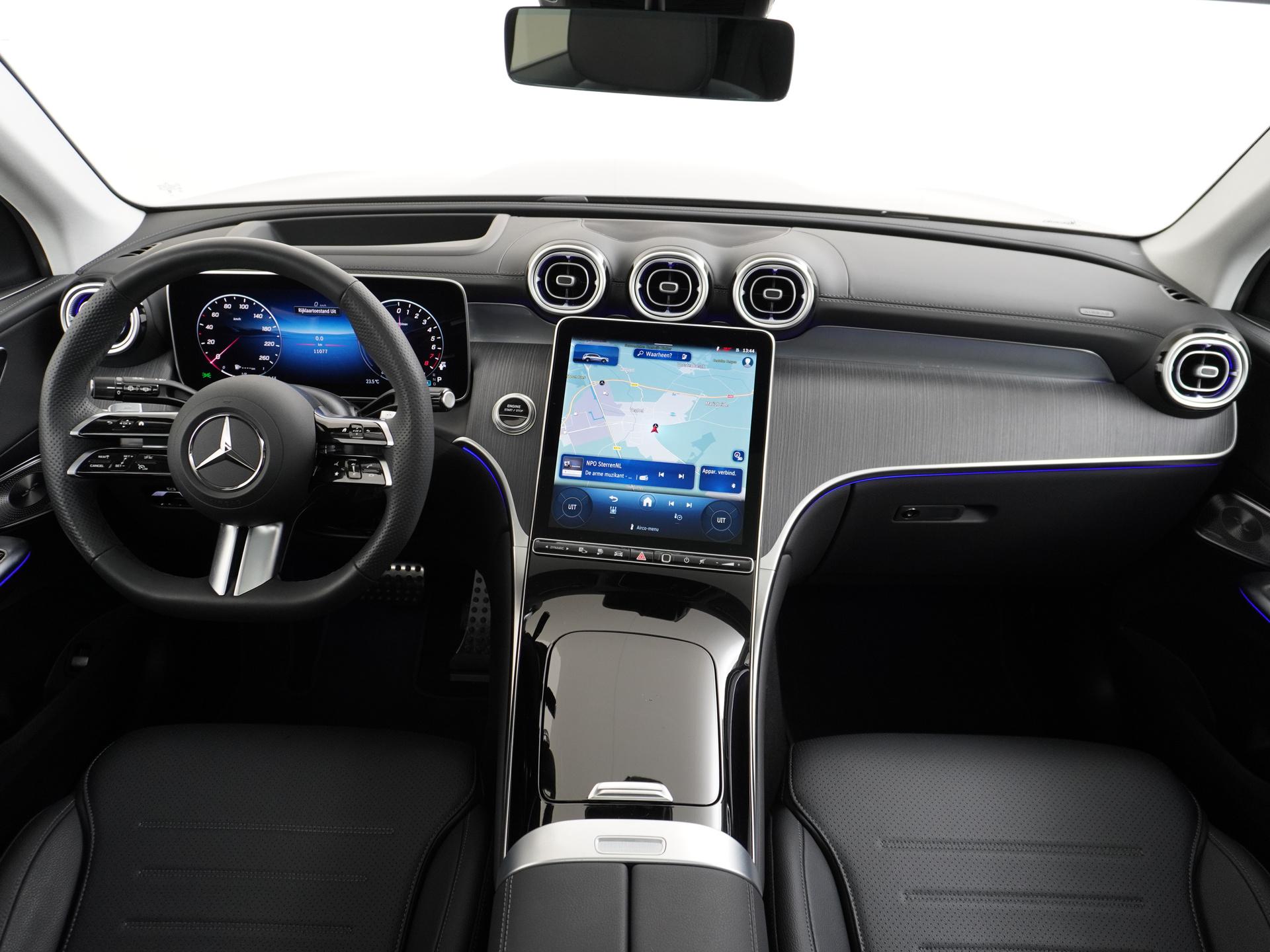 Mercedes-Benz GLC 300e 4MATIC AMG Line 5