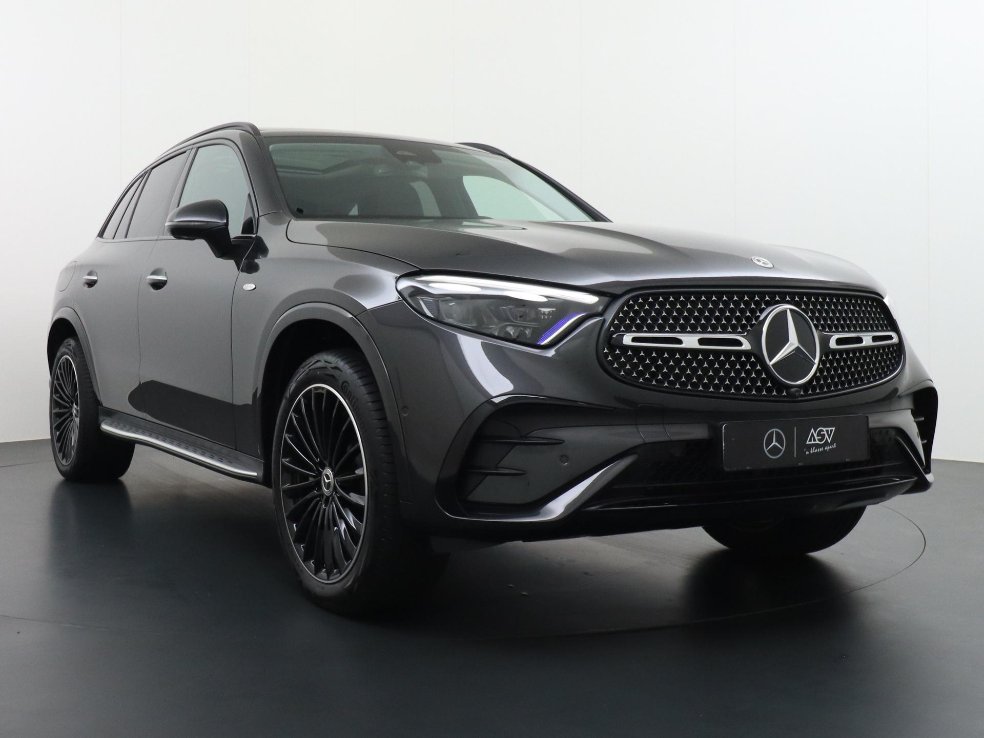 Mercedes-Benz GLC 300e 4MATIC AMG Line 9