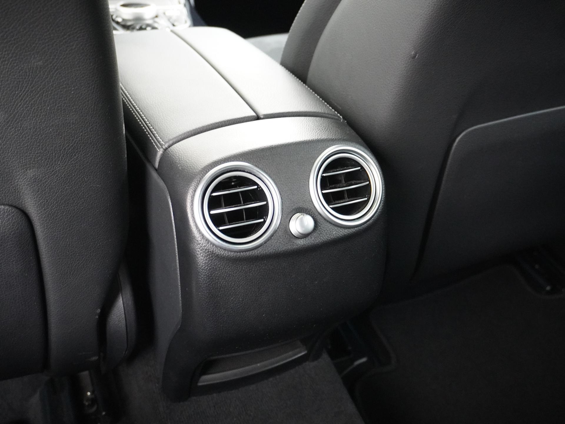 Mercedes-Benz GLC Coupé 250 4MATIC 23