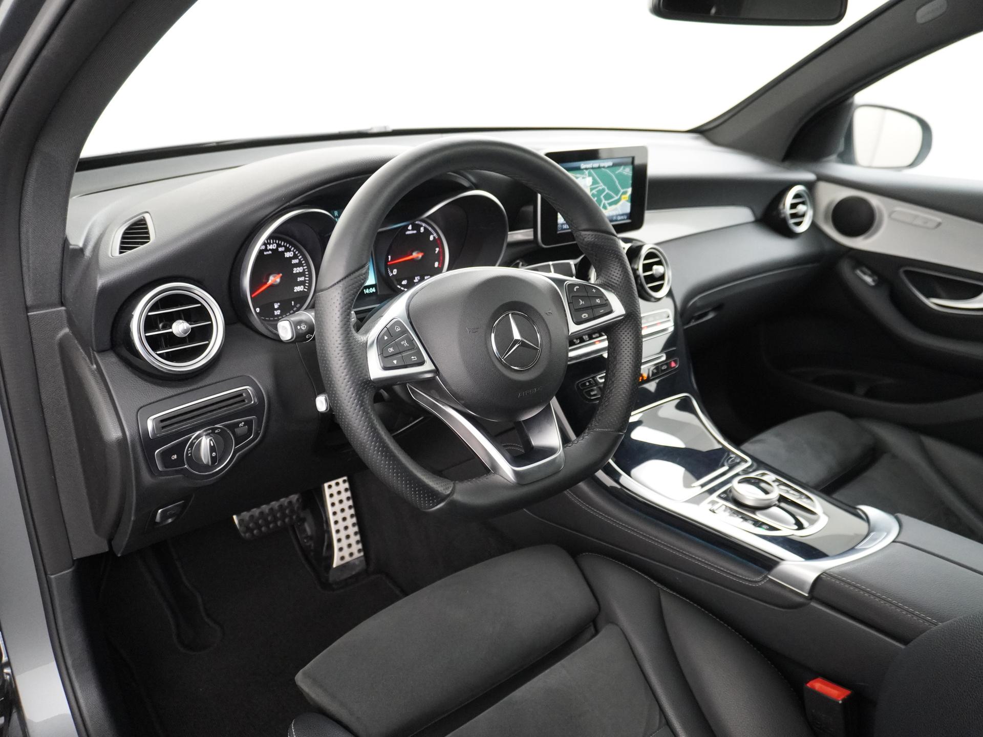 Mercedes-Benz GLC Coupé 250 4MATIC 5