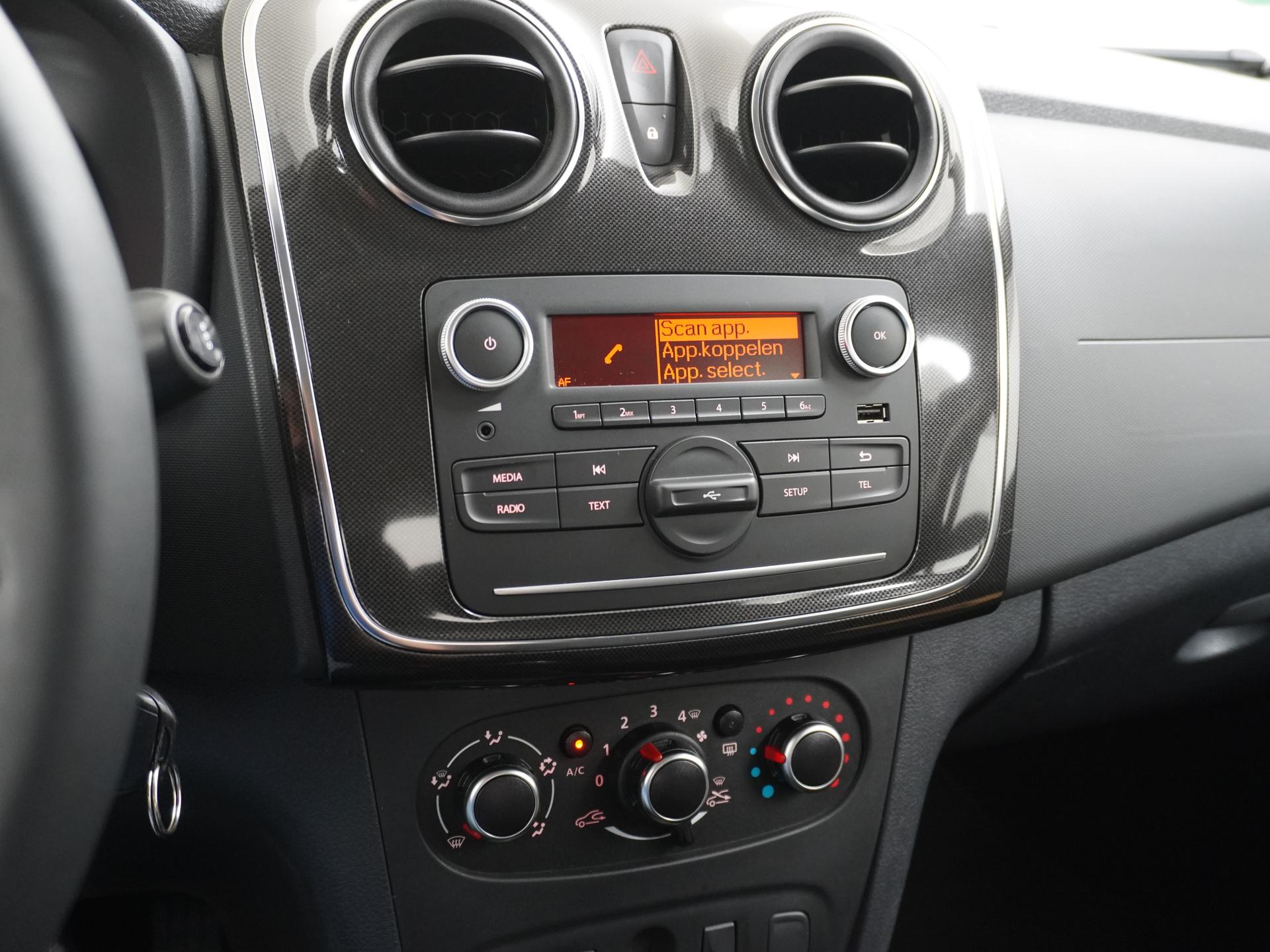 Dacia Sandero 0.9 TCe Laureate 27