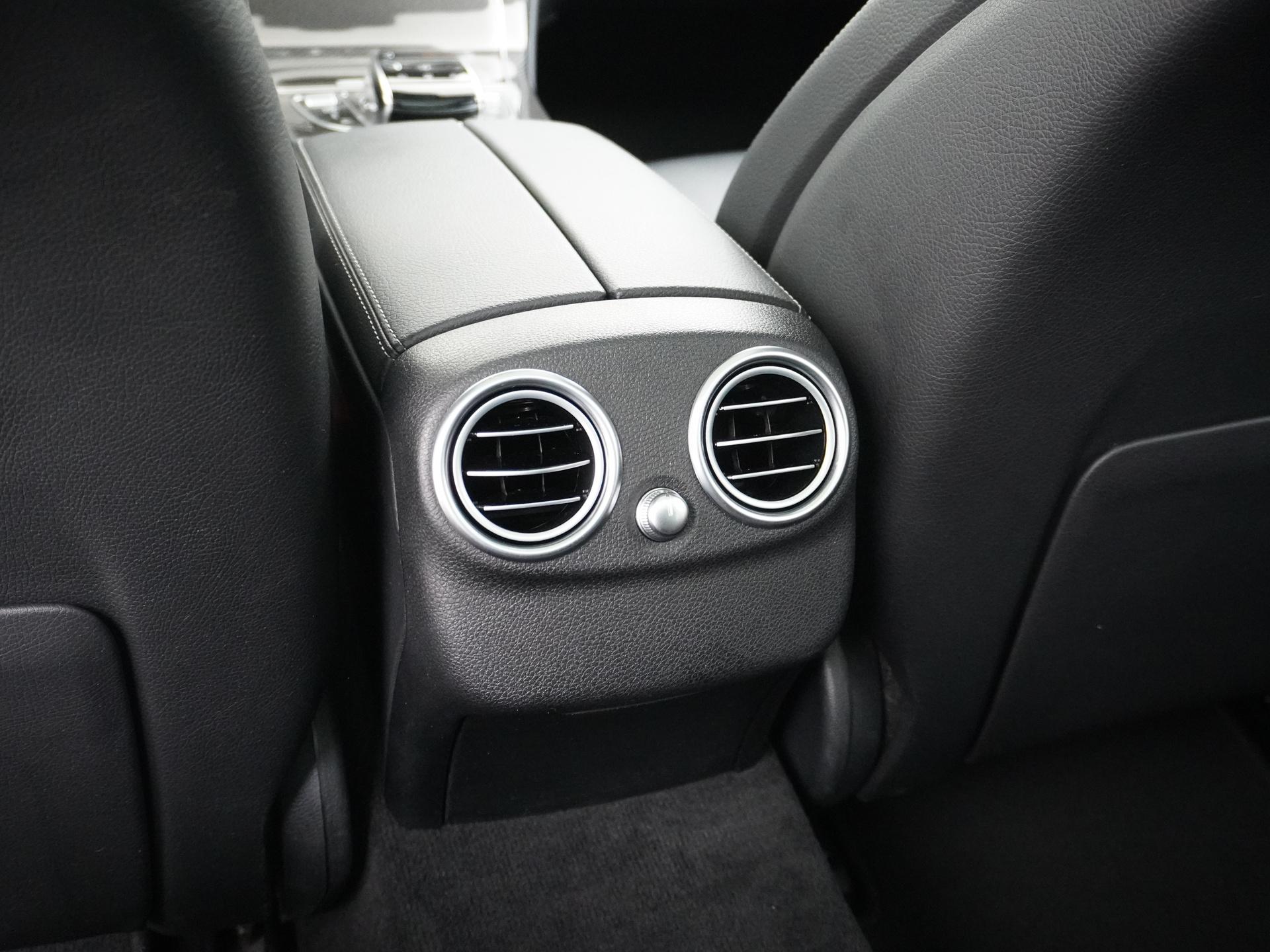 Mercedes-Benz C-Klasse Estate AMG 43 4MATIC Premium Plus 26