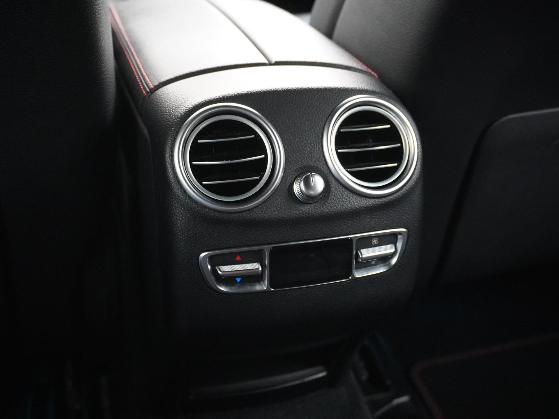 Mercedes-Benz GLC Coupé AMG 43 4MATIC 23